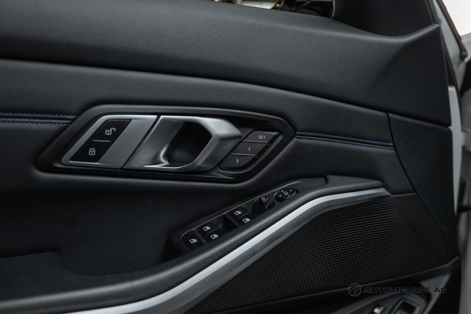 BMW 320e xDrive Touring Steptronic M Sport-image-12