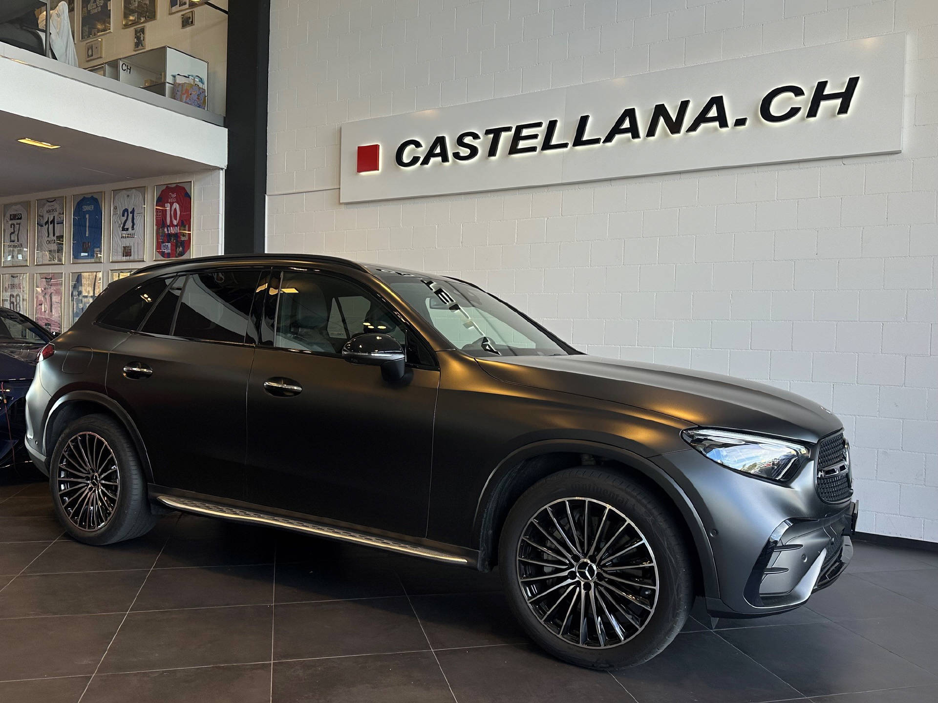MERCEDES-BENZ GLC 400 e AMG Line 4matic-image-0