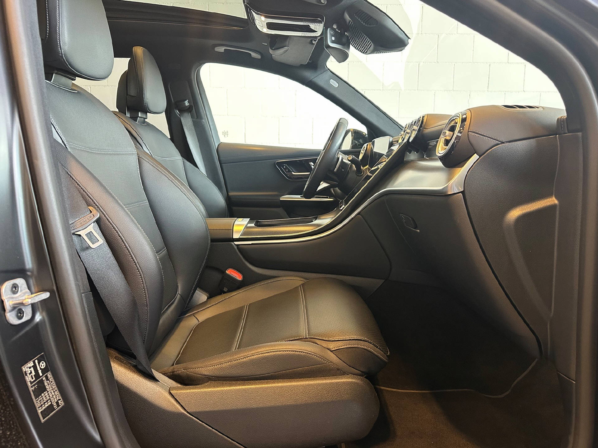 MERCEDES-BENZ GLC 400 e AMG Line 4matic-image-6