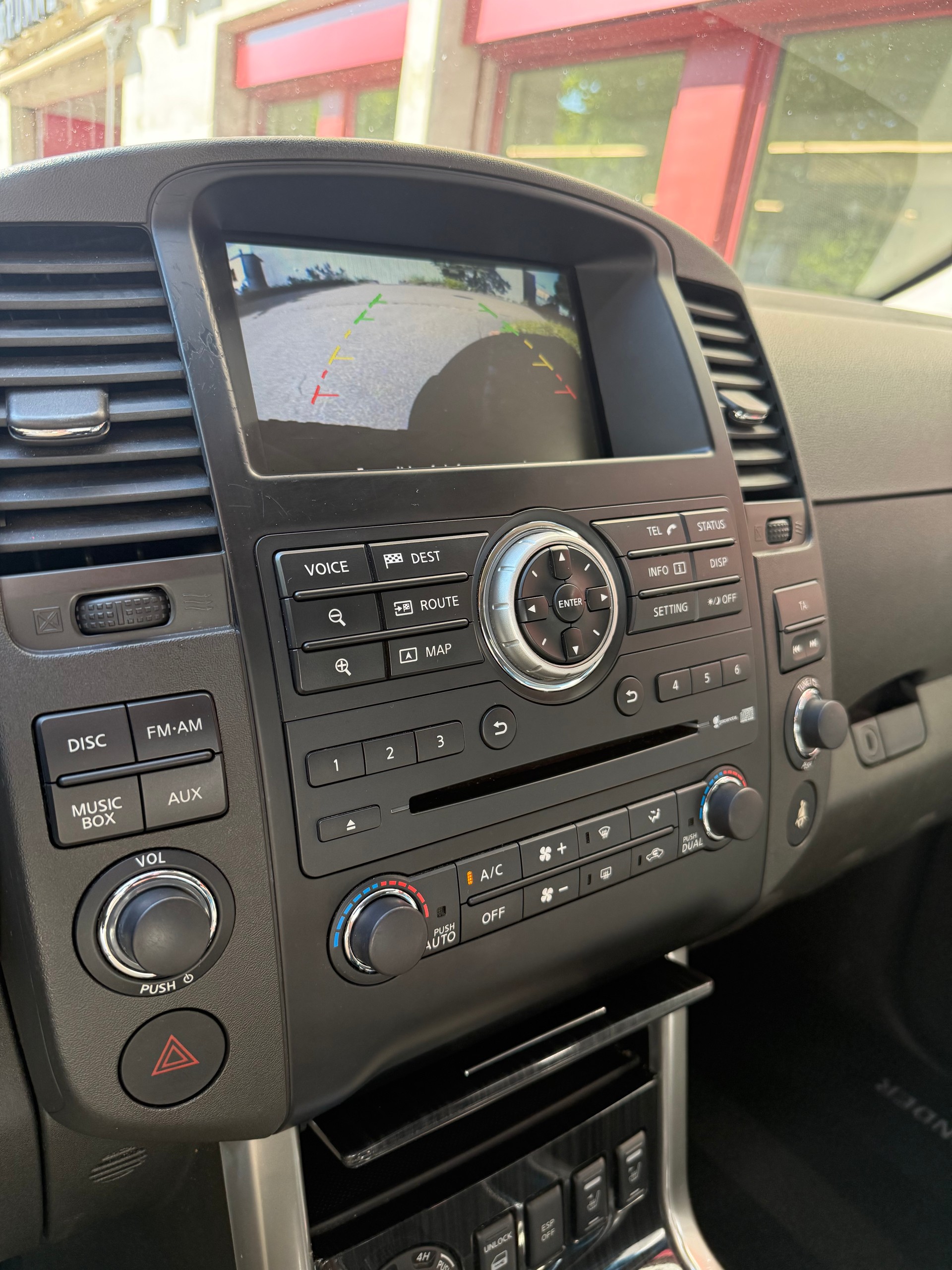 NISSAN Pathfinder 3.0 dCi LE Automatic-image-19