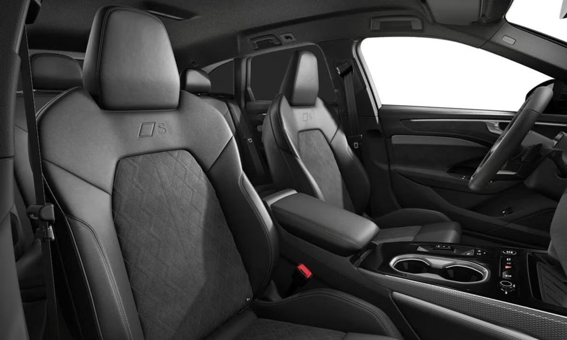 AUDI A6 Avant e-hybrid quattro 220 kW S tronic-image-2