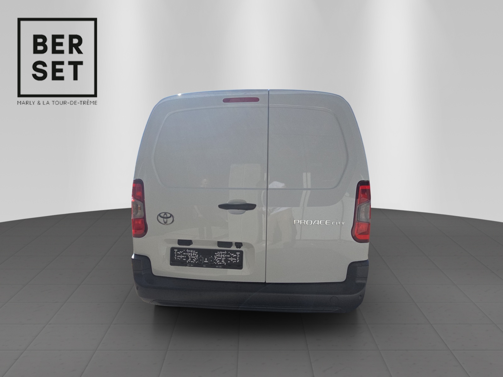 TOYOTA PROACE CITY Van L1 1.5 D Active-image-3