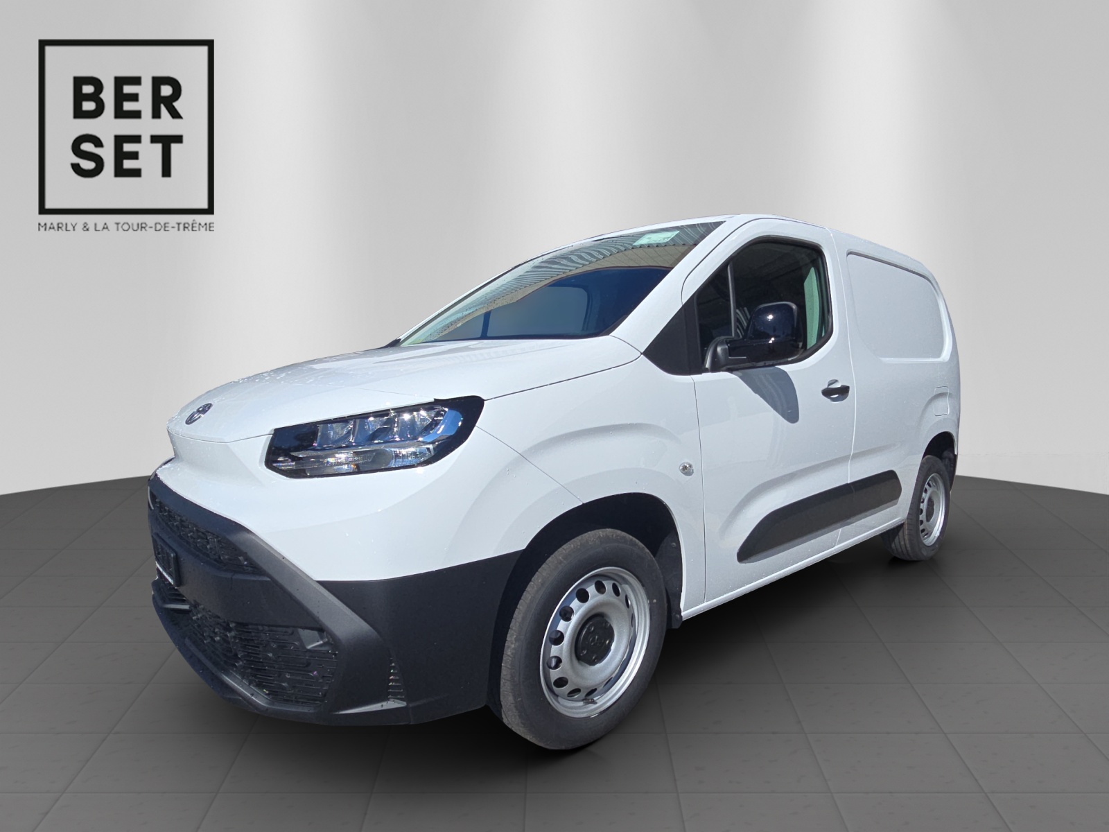 TOYOTA PROACE CITY Van L1 1.5 D Active-image-0