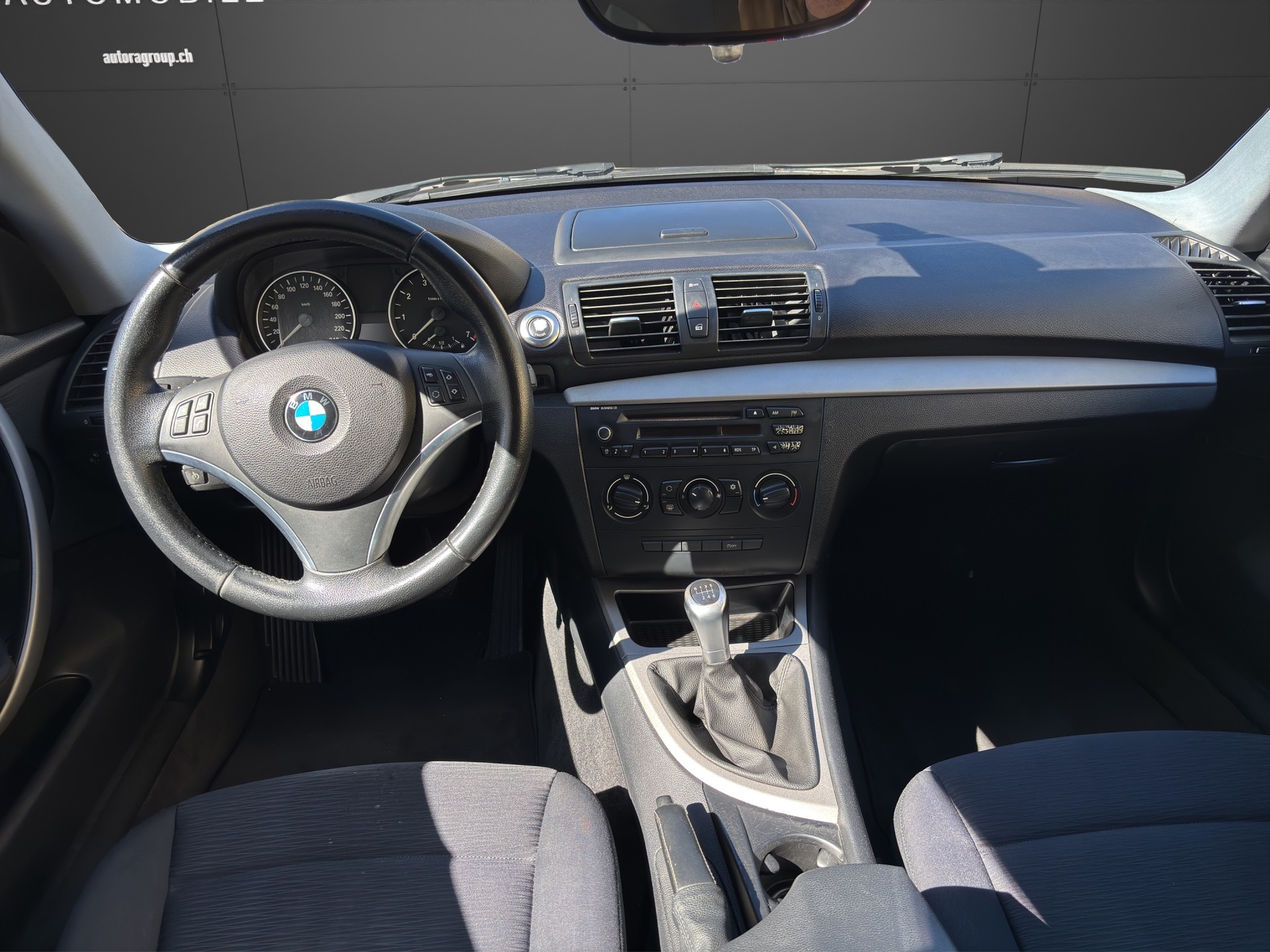 BMW 116i-image-11