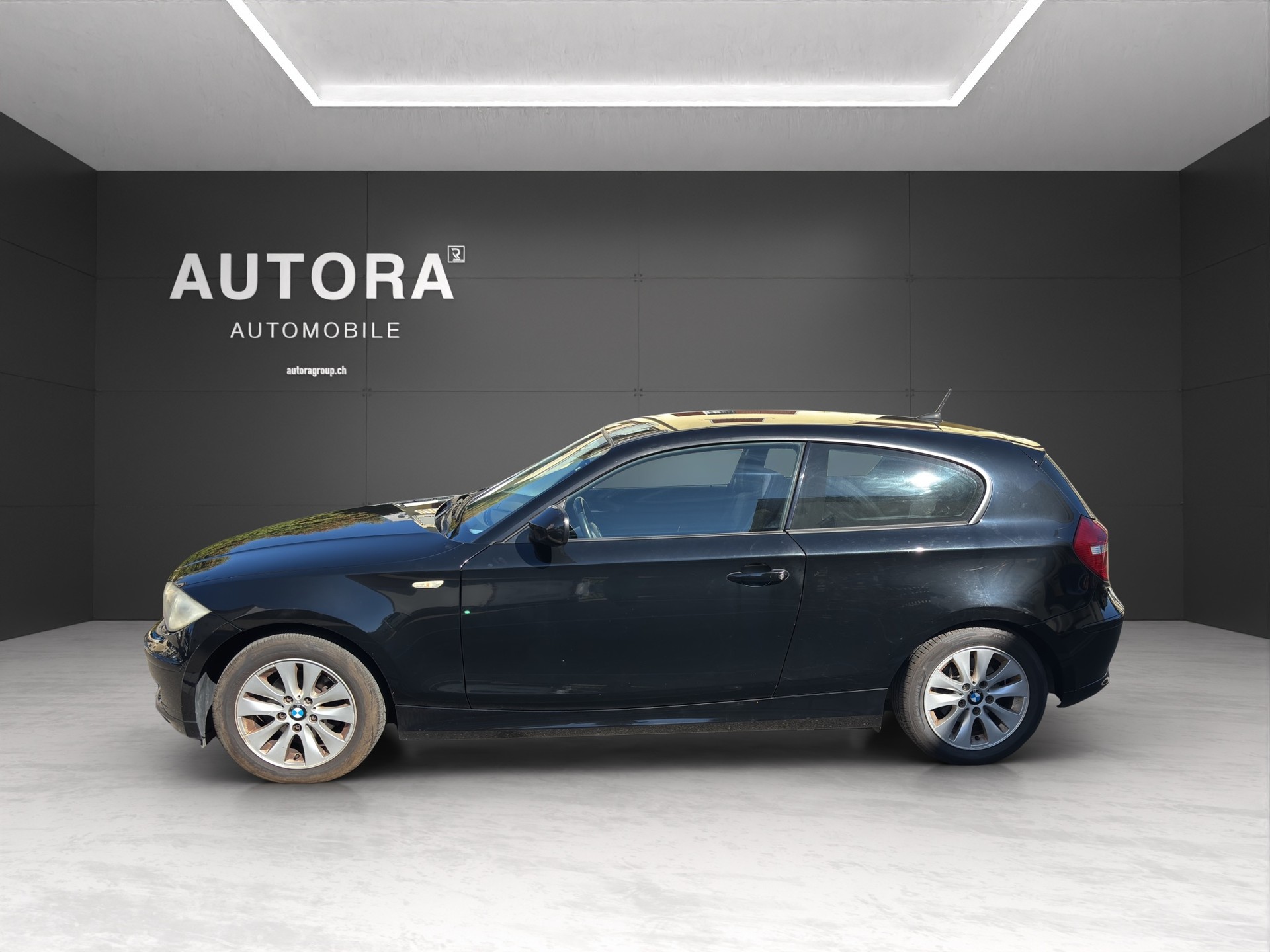 BMW 116i-image-6