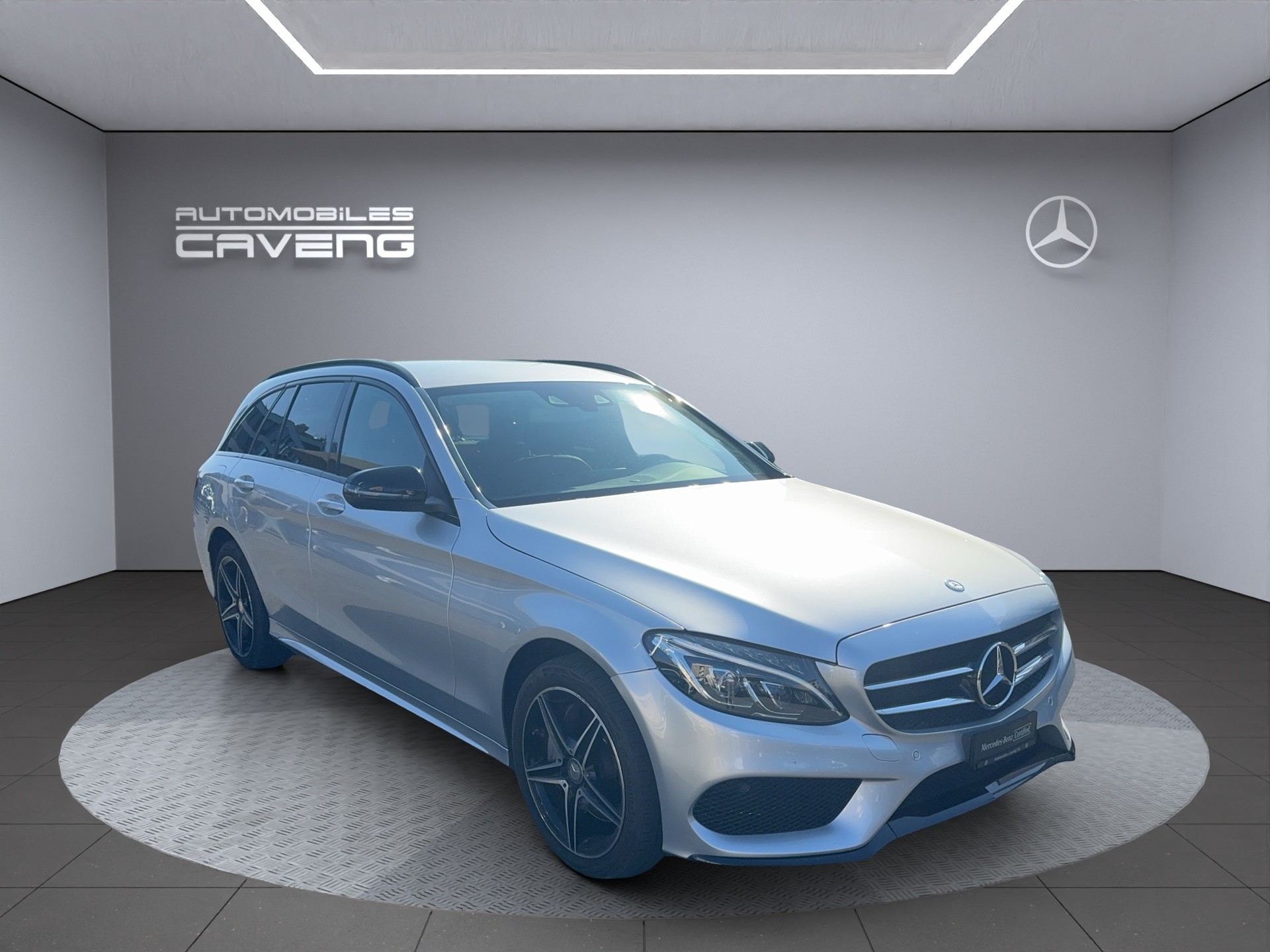 MERCEDES-BENZ C 250 d AMG Line 4Matic 9G-Tronic-image-6