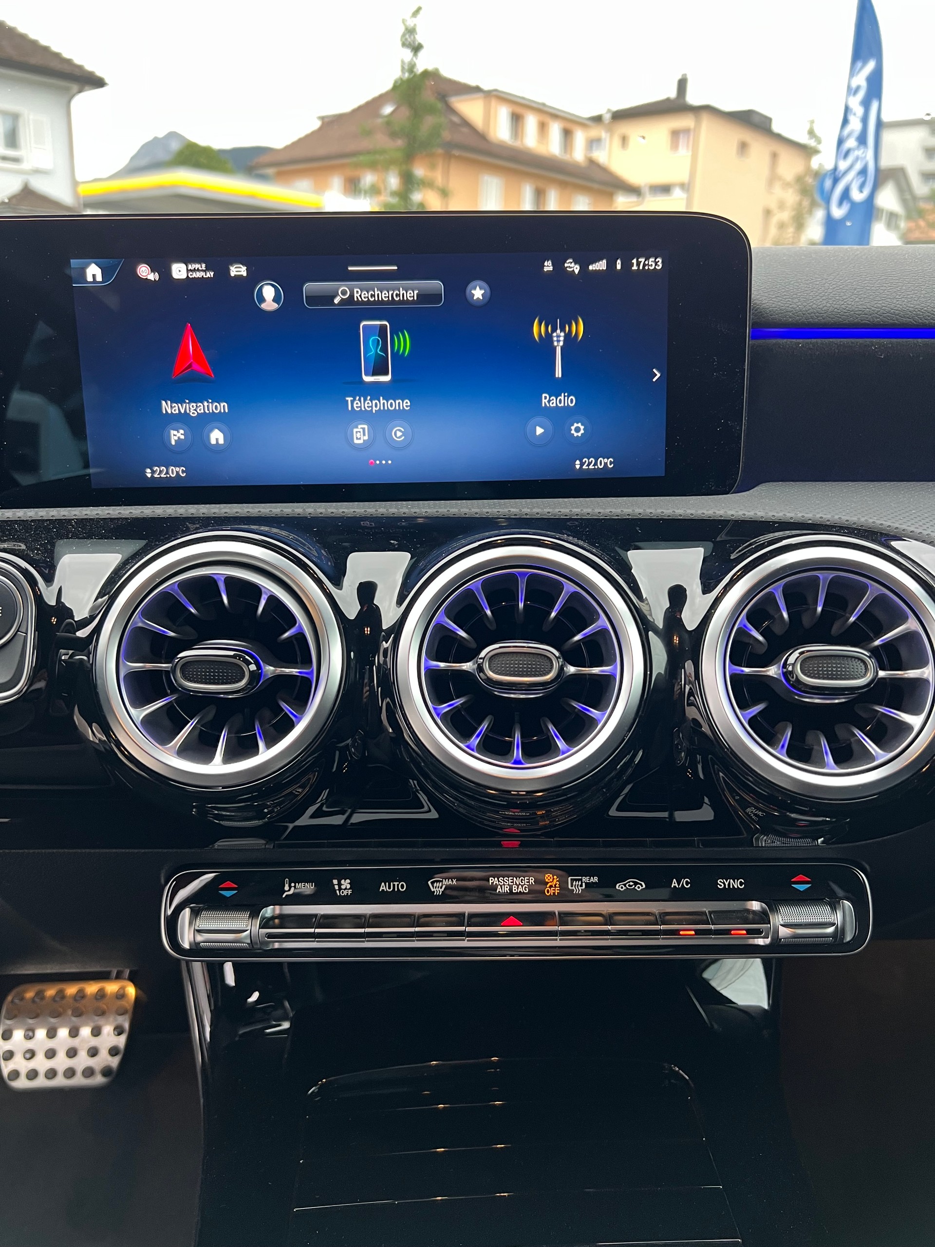 MERCEDES-BENZ A AMG 35 4Matic+ 8G-DCT-image-10