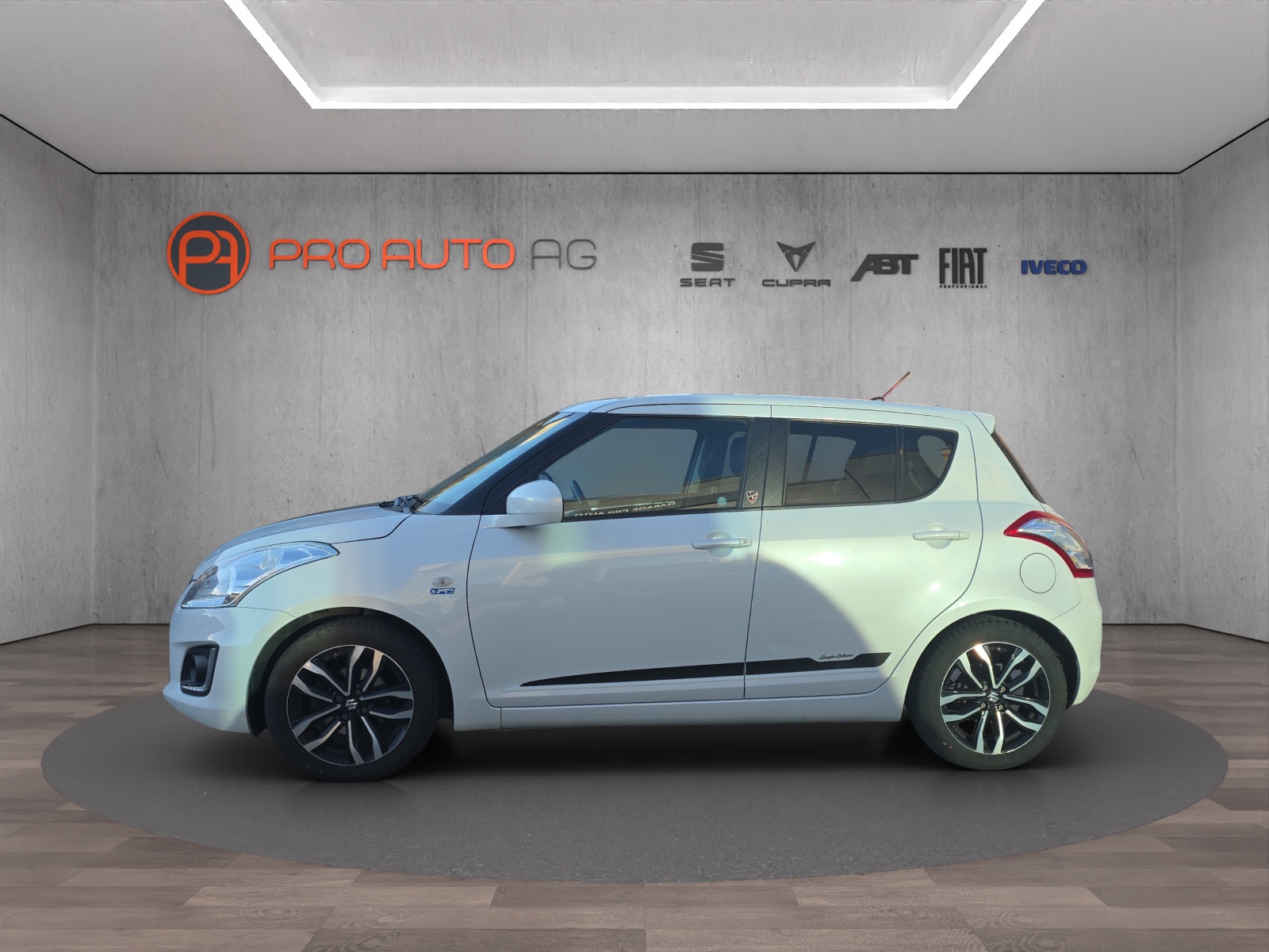 SUZUKI Swift 1.2i 16V Sergio Cellano "Sondermodell"-showroom-element-1