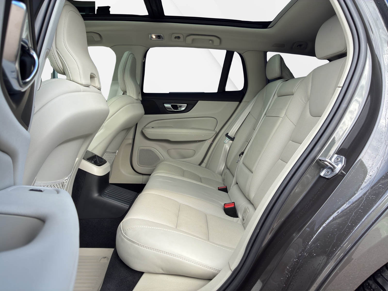 VOLVO V60 2.0 T6 TE Inscription eAWD-image-13