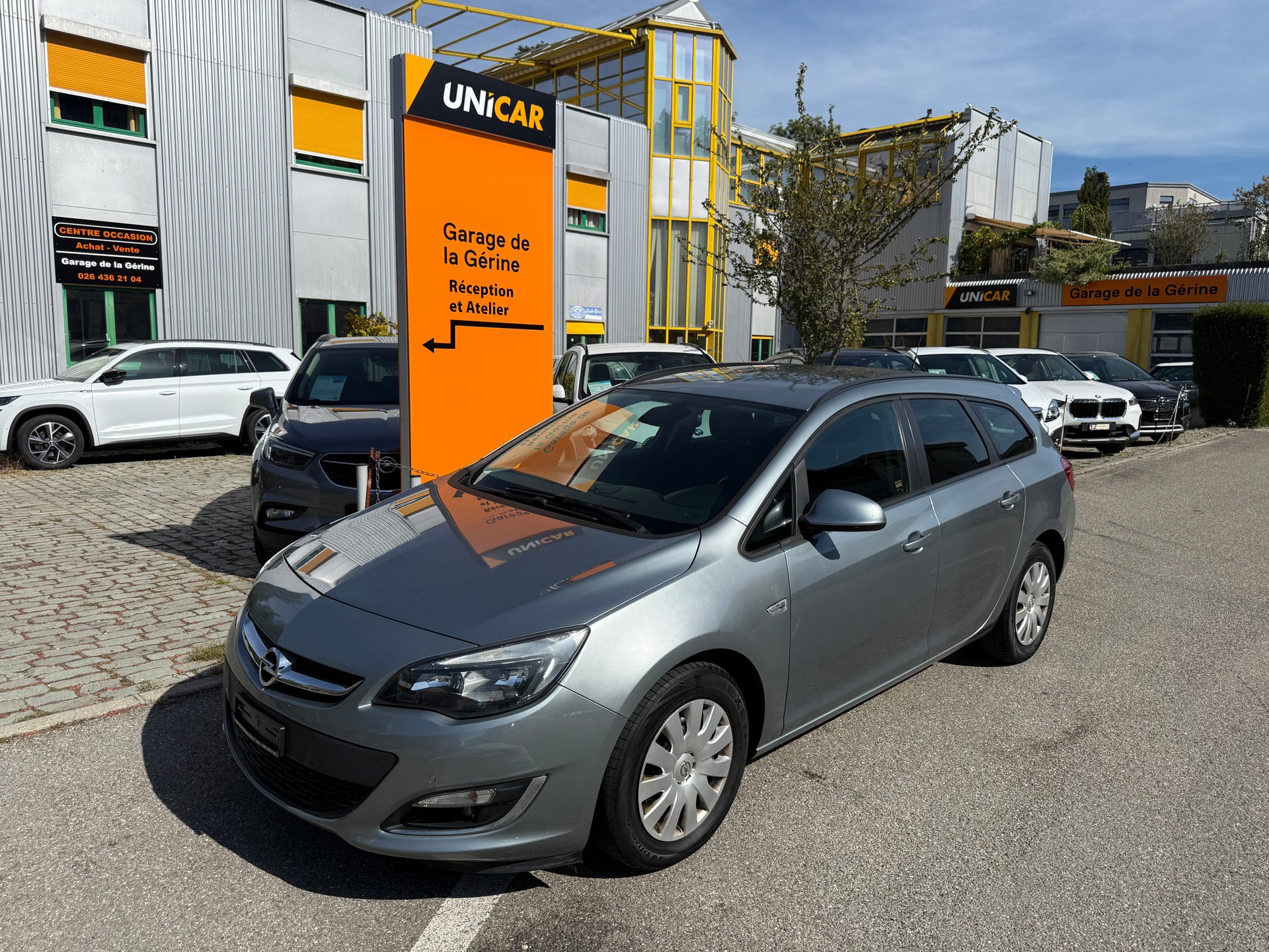 OPEL Astra SportsTourer 1.4i 16V Turbo Active Edition-image-0