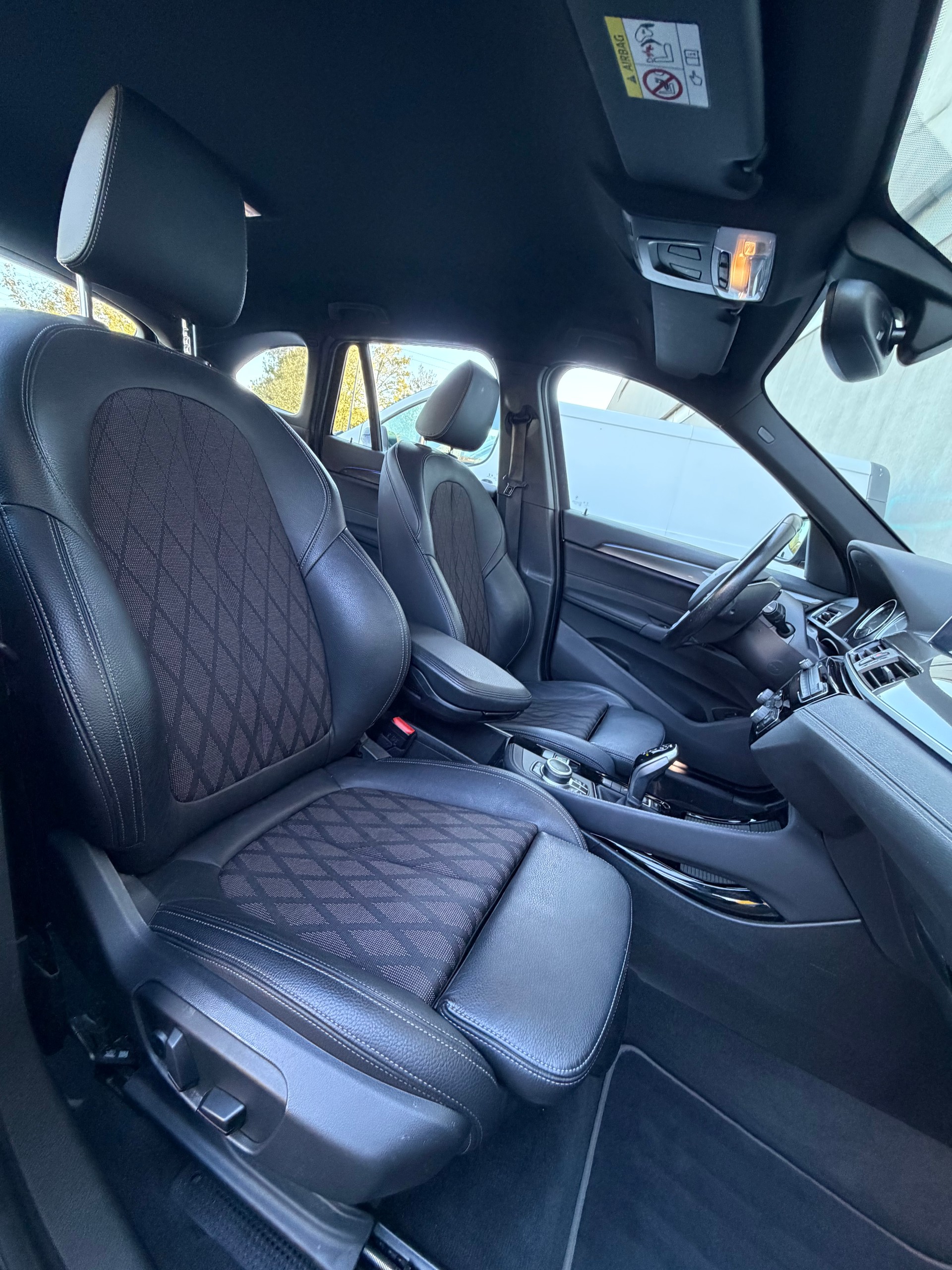 BMW X1 sDrive 18i Steptronic DSK-image-11