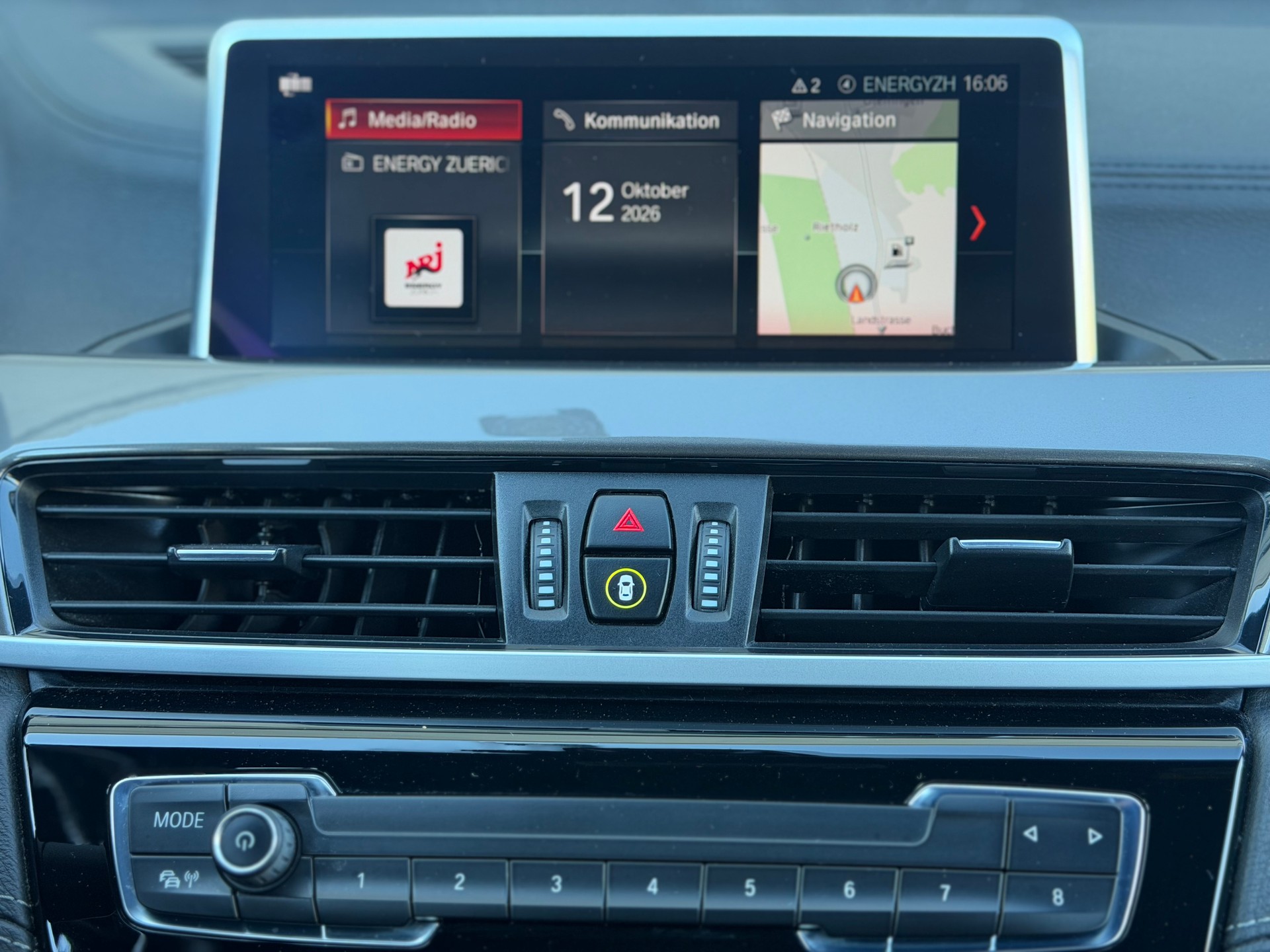 BMW X1 sDrive 18i Steptronic DSK-image-18