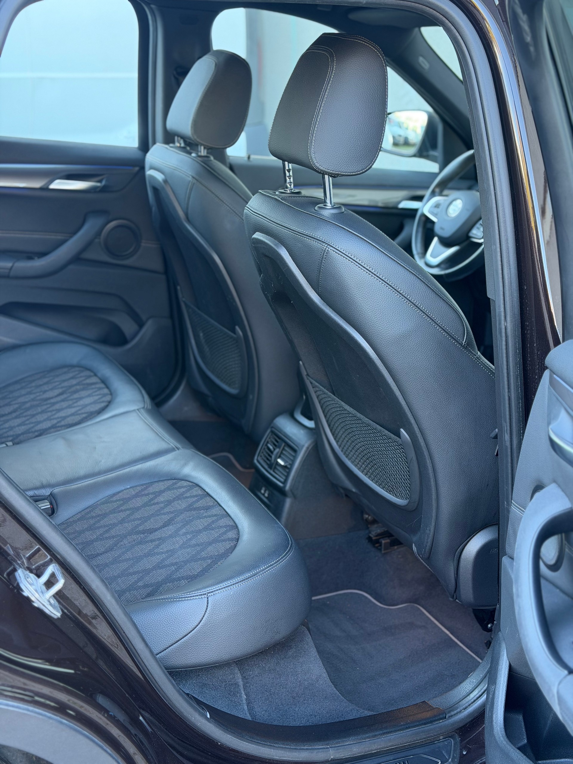 BMW X1 sDrive 18i Steptronic DSK-image-9