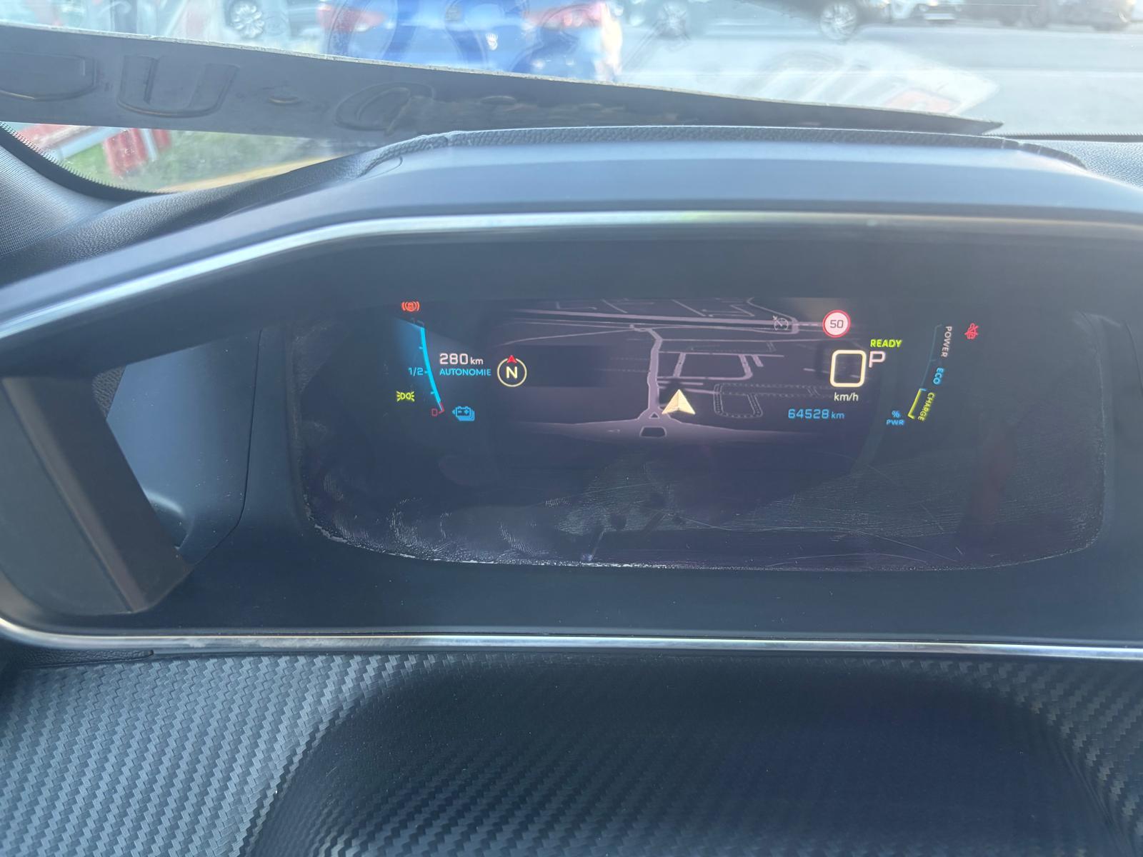 PEUGEOT 208 Elektrik GT-image-8