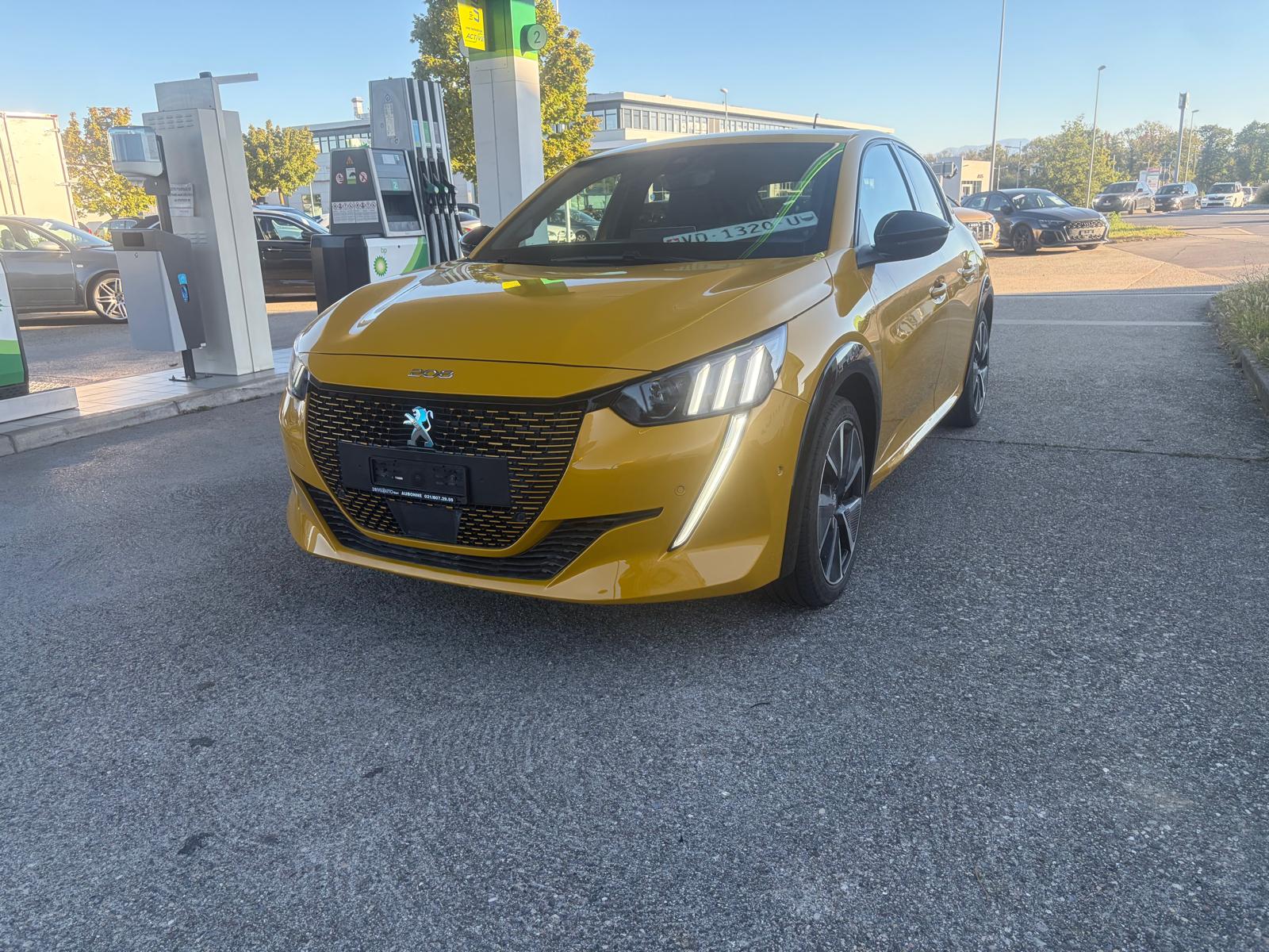 PEUGEOT 208 Elektrik GT-image-0