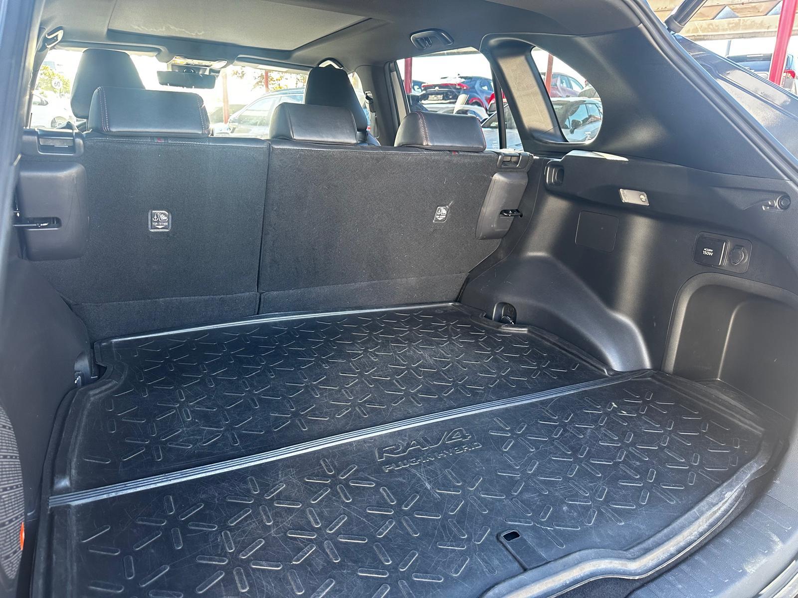 TOYOTA RAV4 2.5 Plug-In-Hybrid Platinum-image-6