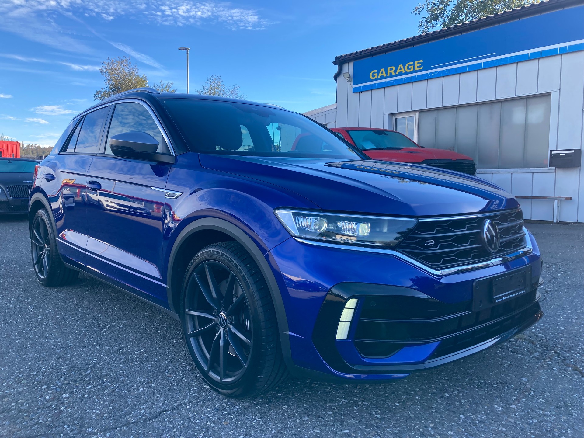 VW T-Roc 2.0 TSI R DSG 4Motion-image-5