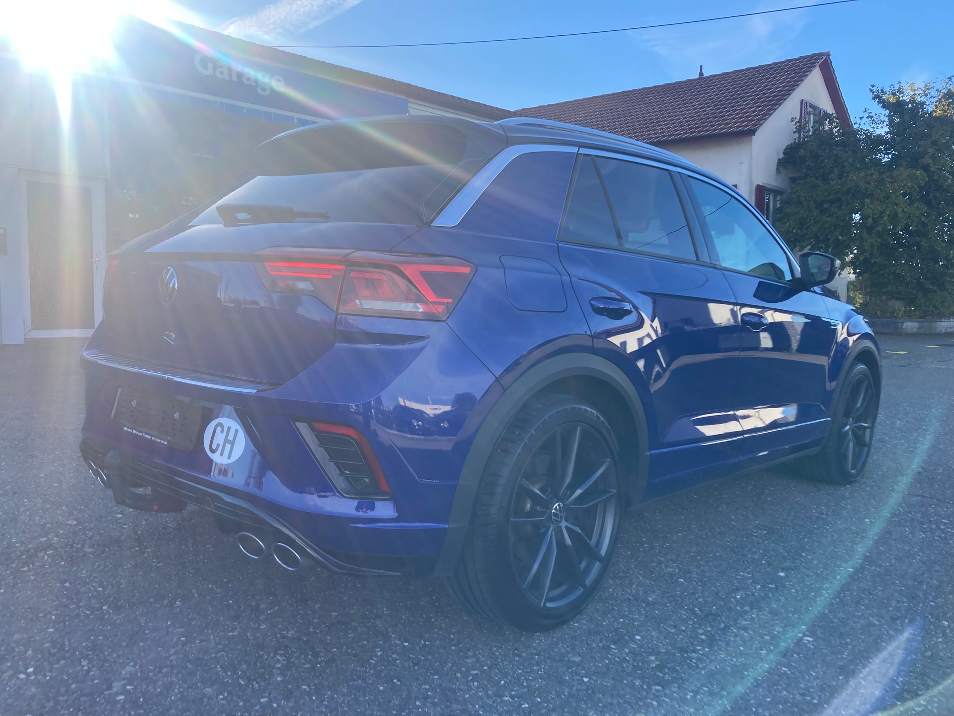 VW T-Roc 2.0 TSI R DSG 4Motion-image-4