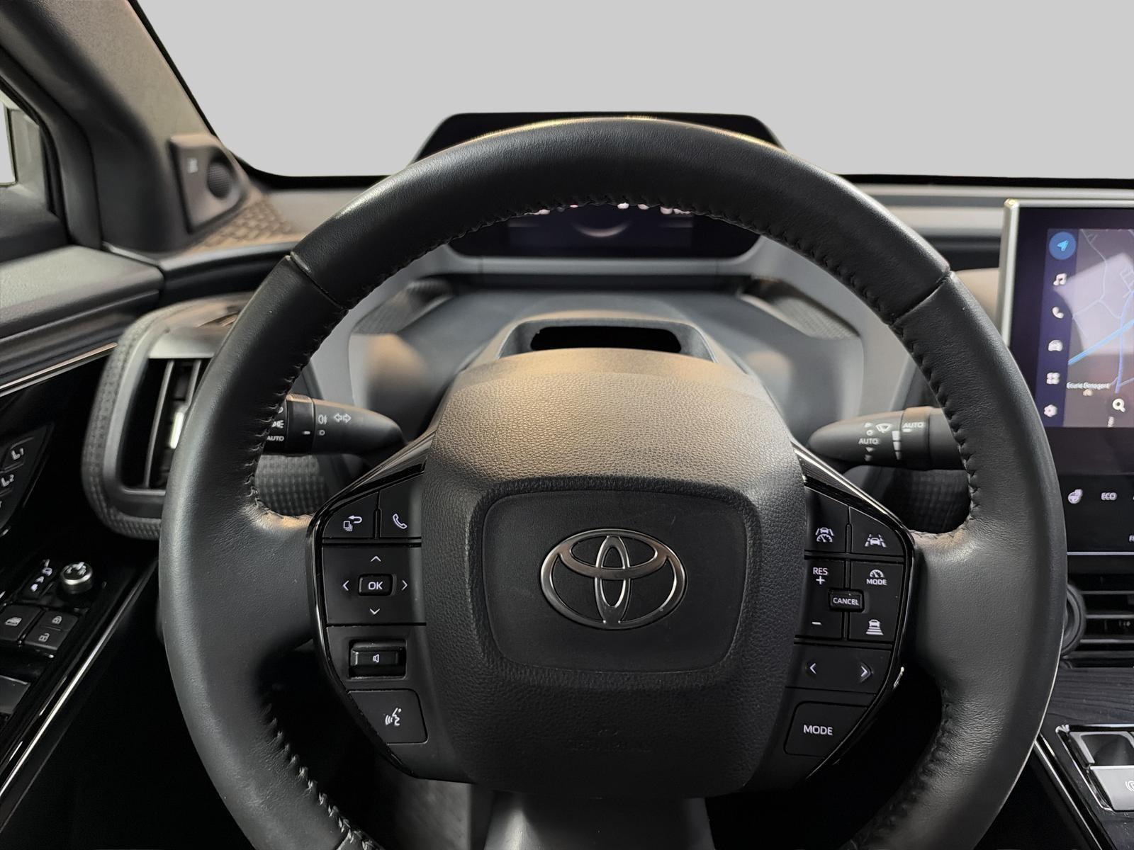 TOYOTA bZ4X Premium 71,4 kWh 4WD-image-10