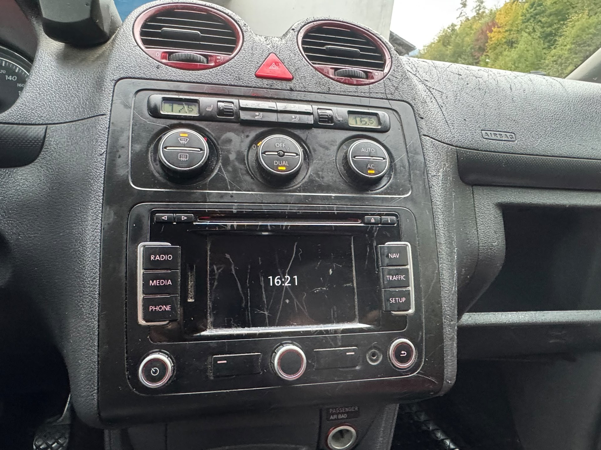 VW Caddy 1.9TDI PD 4Motion-image-11