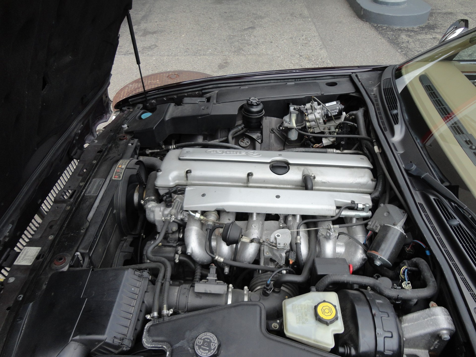 DAIMLER 4.0 Six-image-9