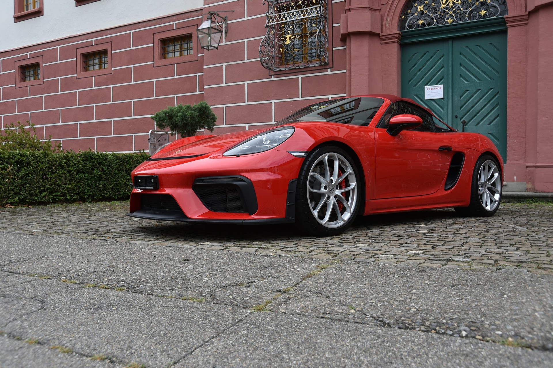 PORSCHE 718 Boxster Spyder-image-6