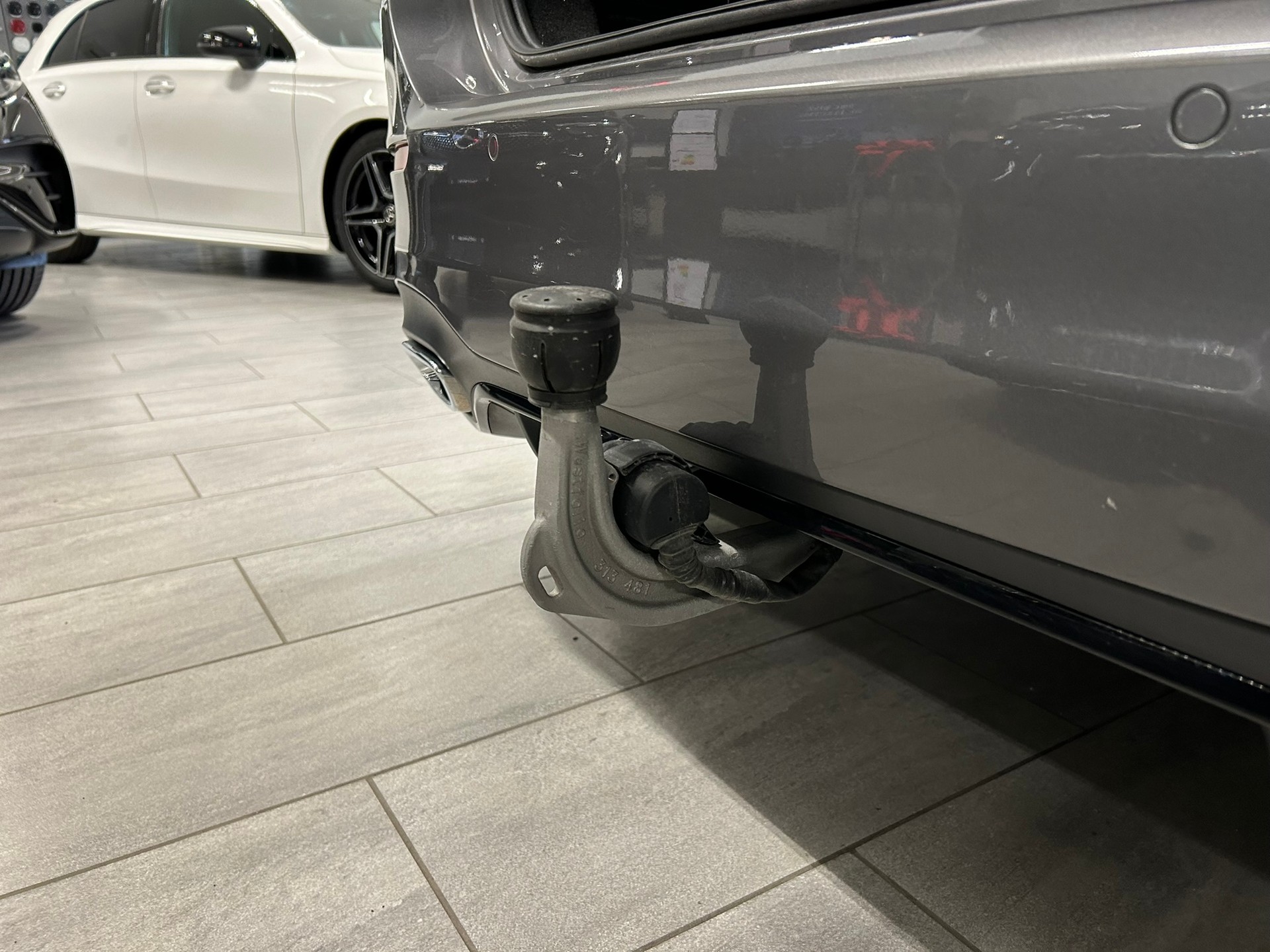 MERCEDES-BENZ B 250 4Matic AMG Line-image-7
