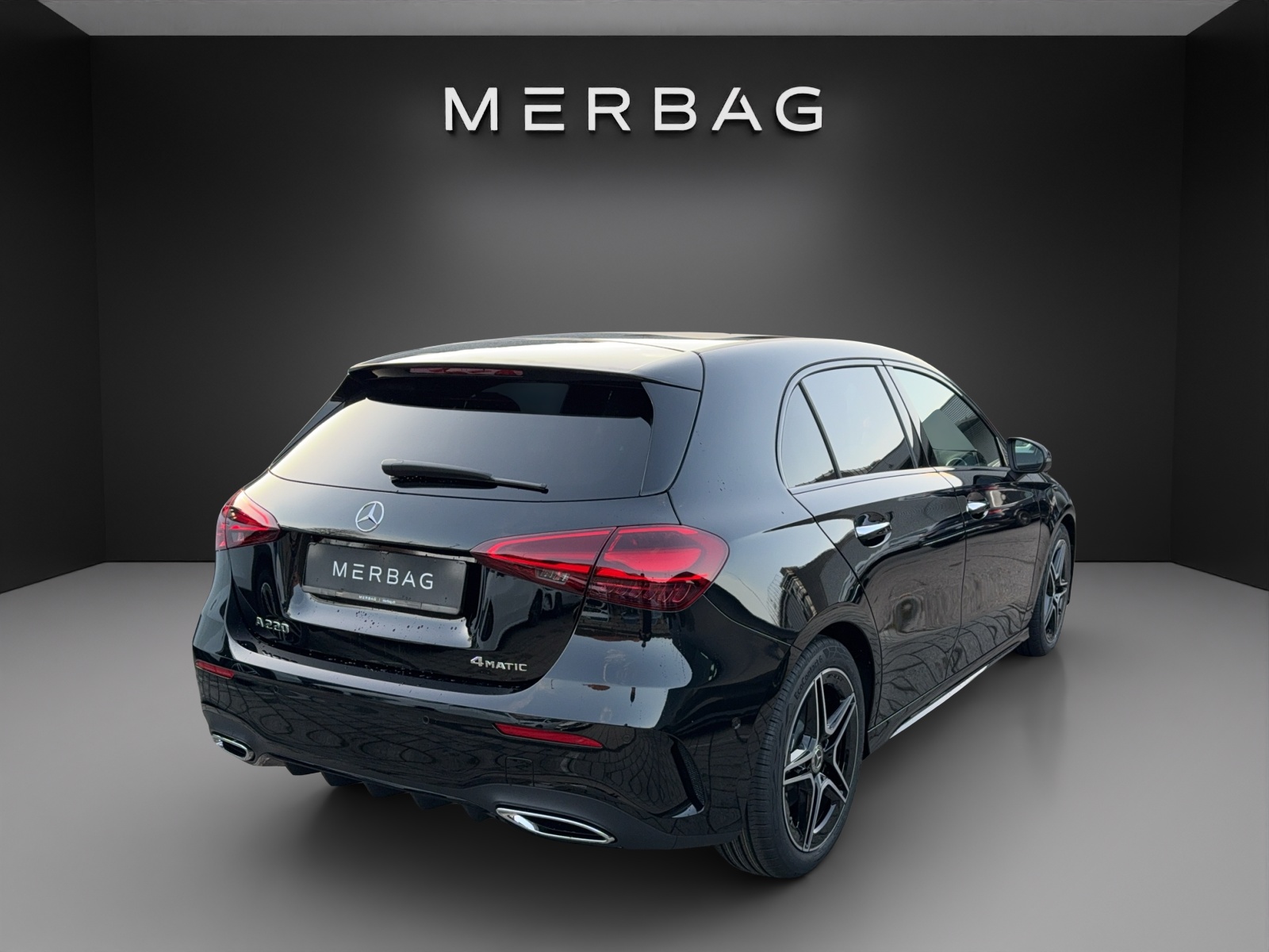 MERCEDES-BENZ A 220 4Matic 8G-DCT-image-4