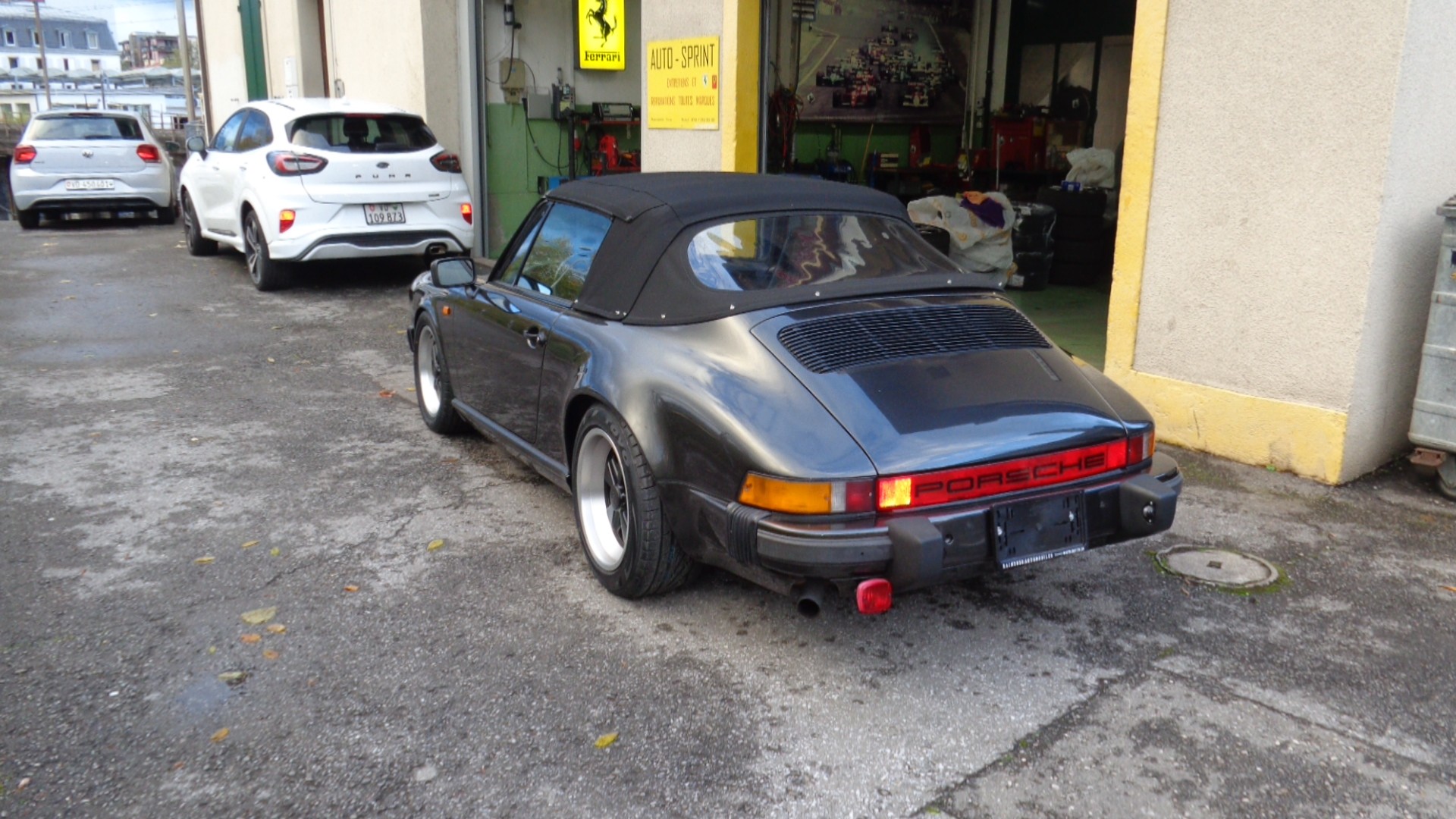 PORSCHE 911 Carrera Cabrio-image-4