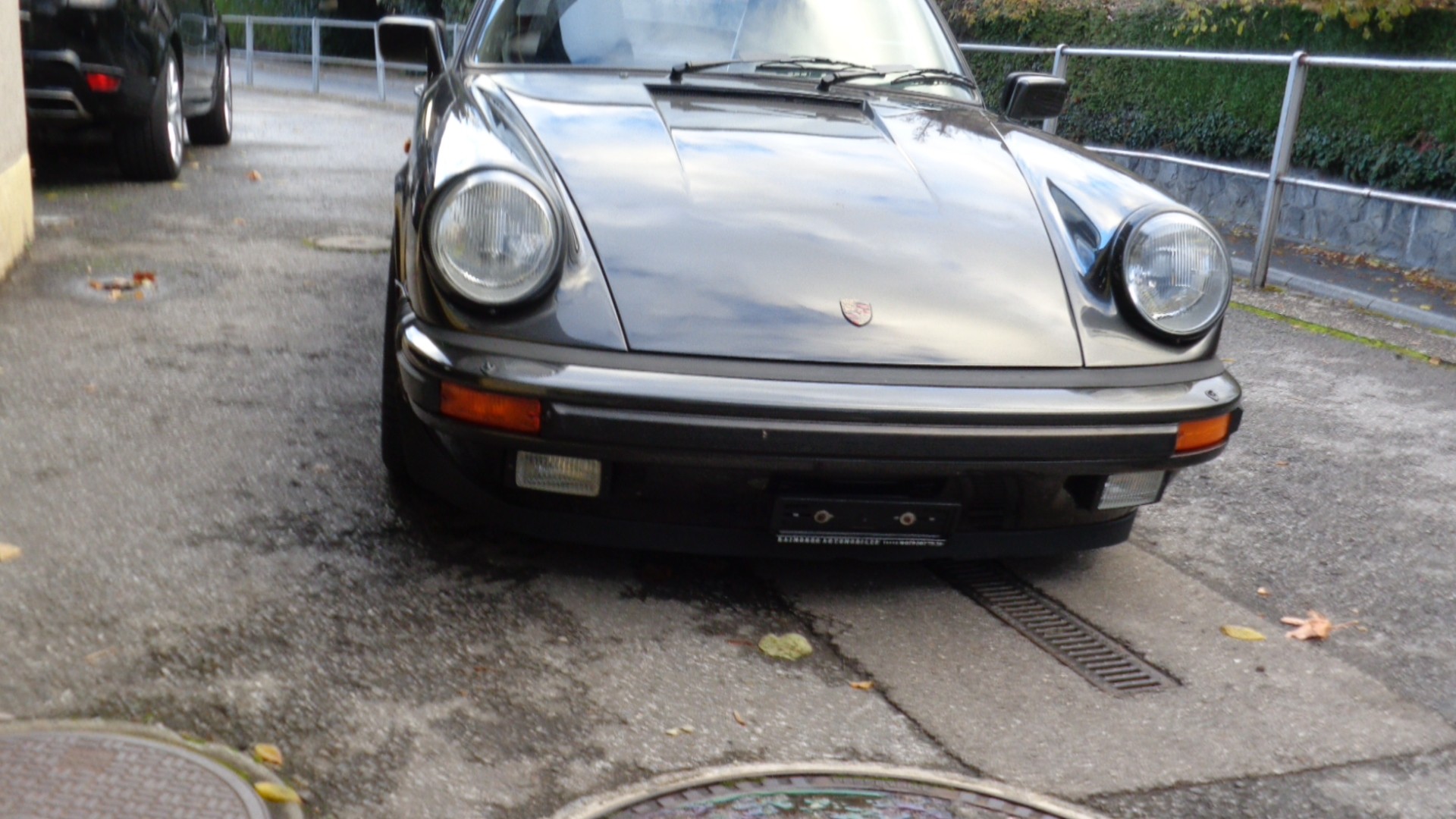 PORSCHE 911 Carrera Cabrio-image-2