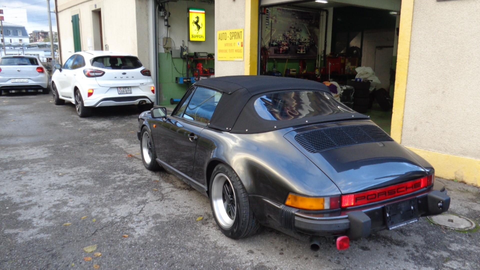 PORSCHE 911 Carrera Cabrio-image-9