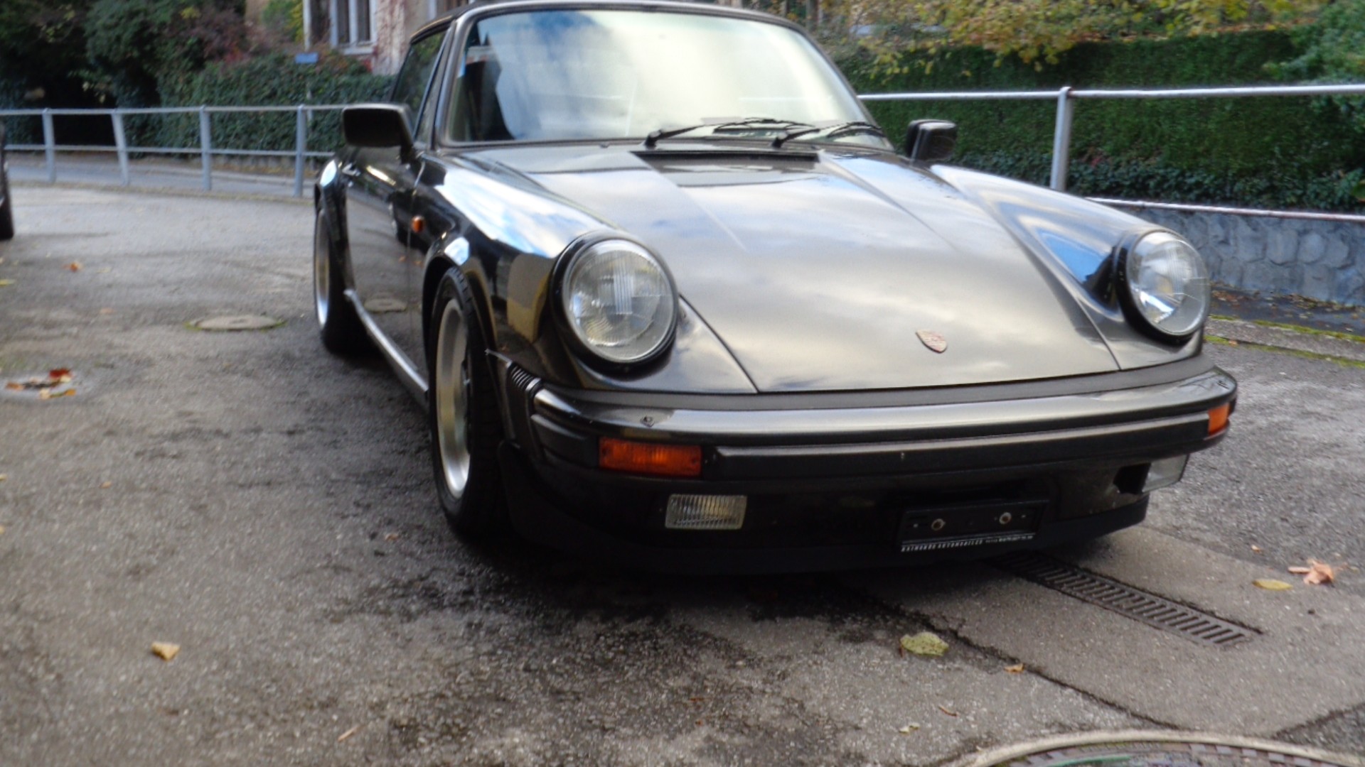PORSCHE 911 Carrera Cabrio-image-6