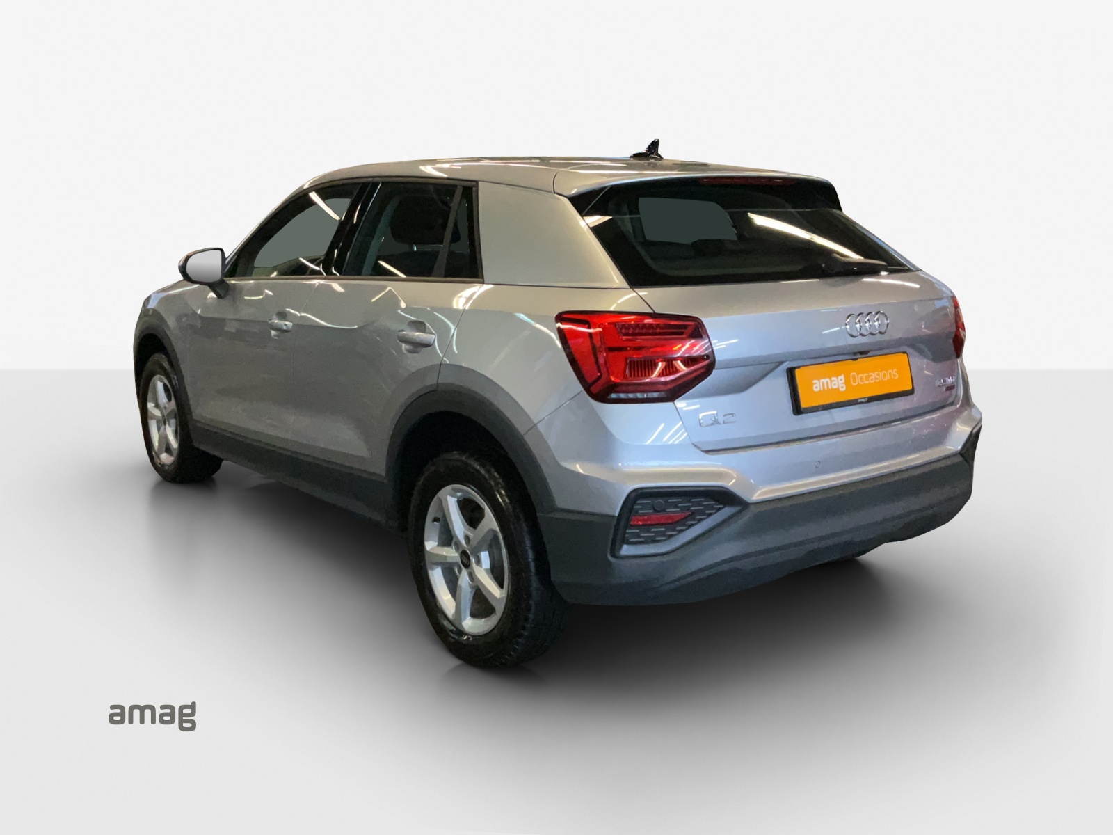 AUDI Q2 35 TDI quattro S-tronic-image-2