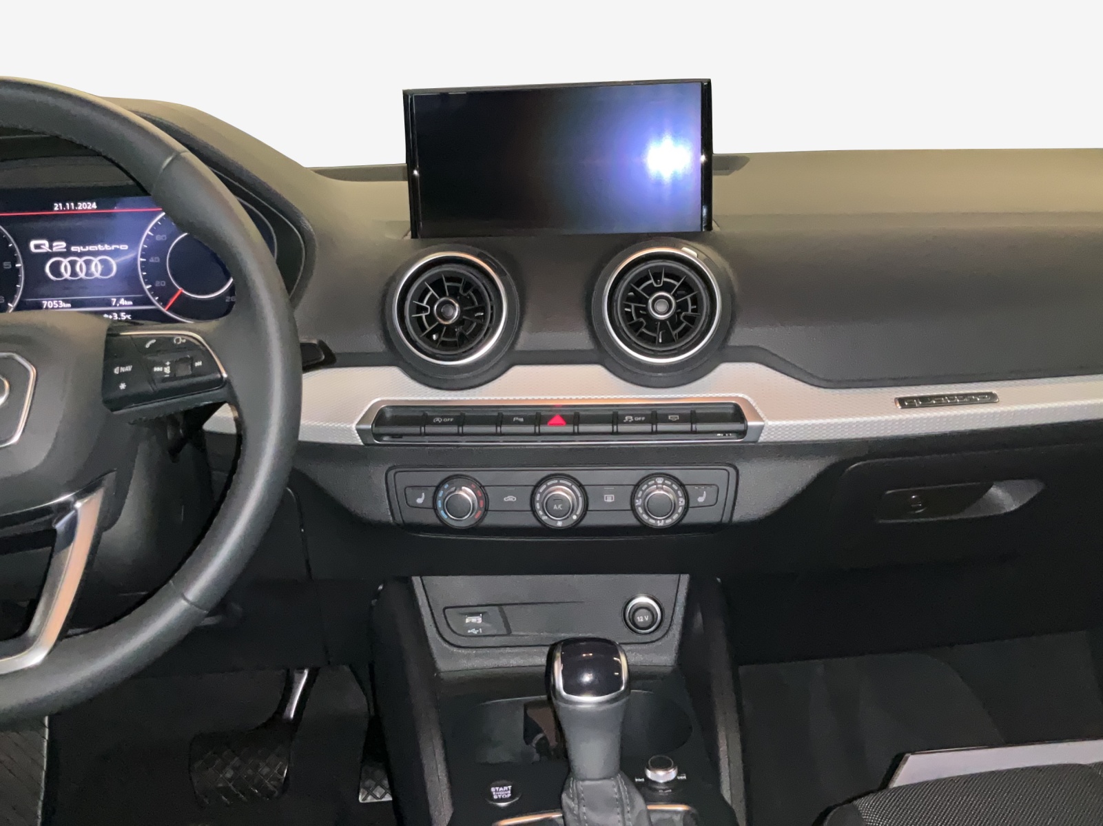 AUDI Q2 35 TDI quattro S-tronic-image-10