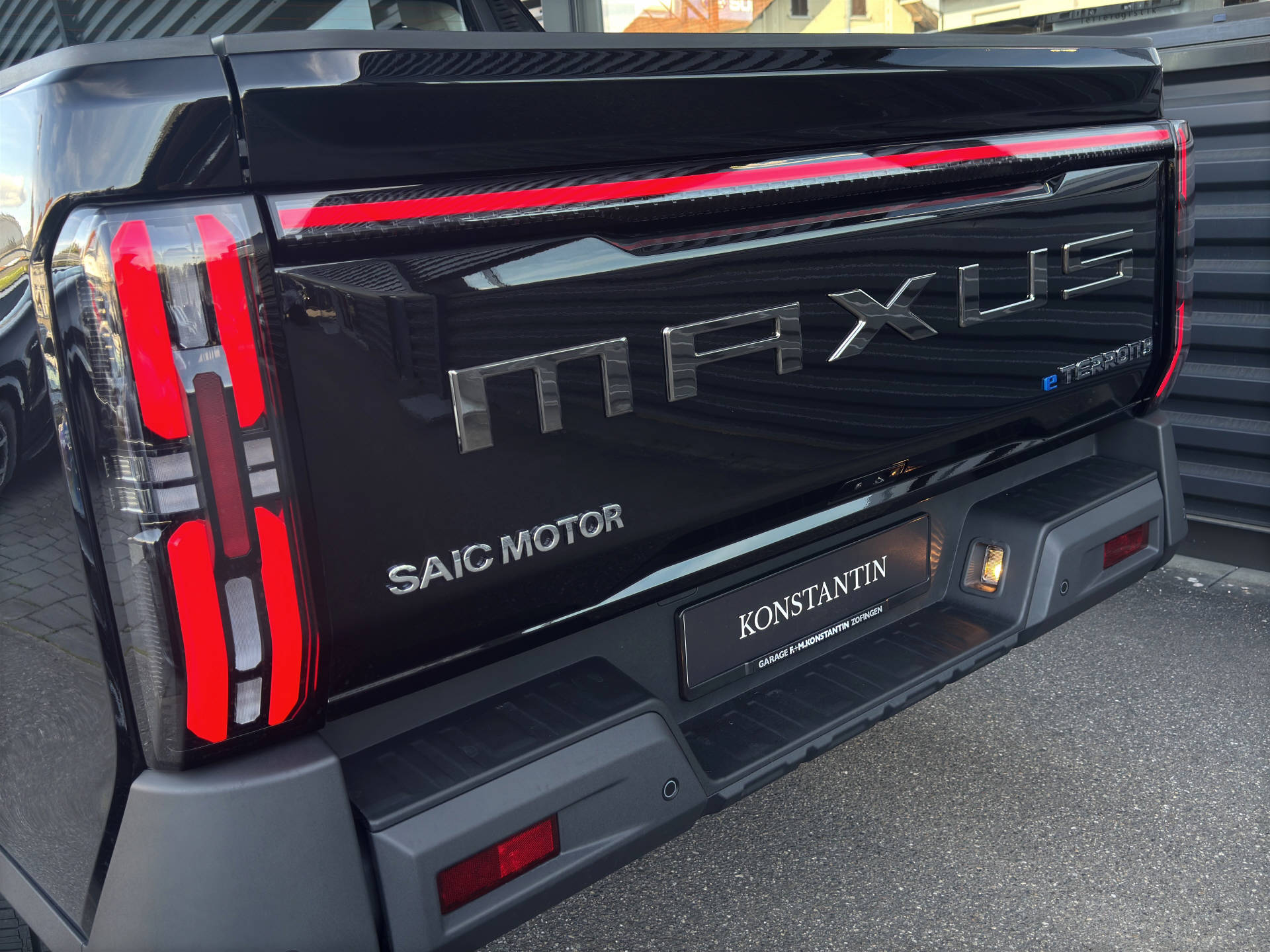 MAXUS eTerron 9 E-Motor 102kWh Luxury-image-15