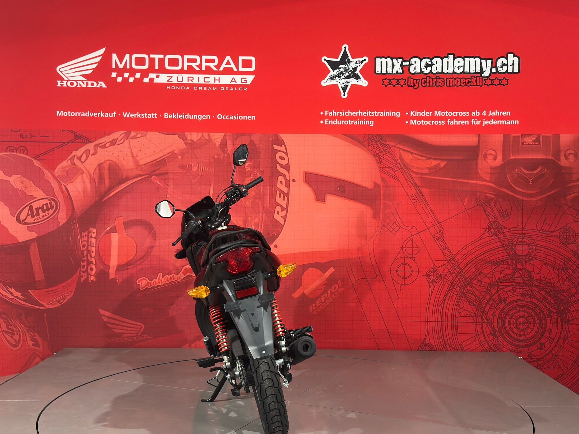 HONDA CBF 125 M **Neufahrzeug**-image-7