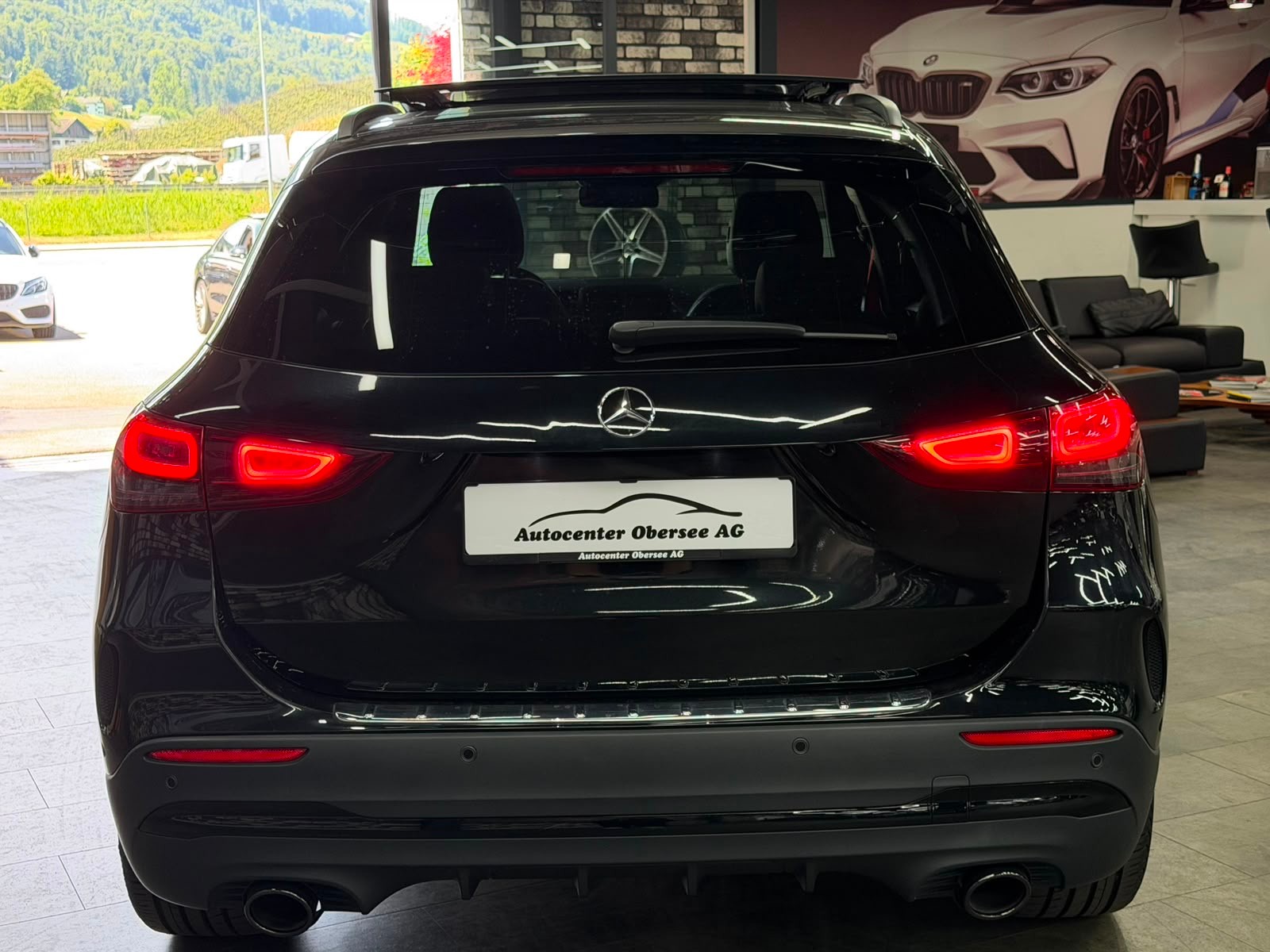 MERCEDES-BENZ GLA 35 AMG 4Matic 8G-Speedshift DCT-showroom-element-3