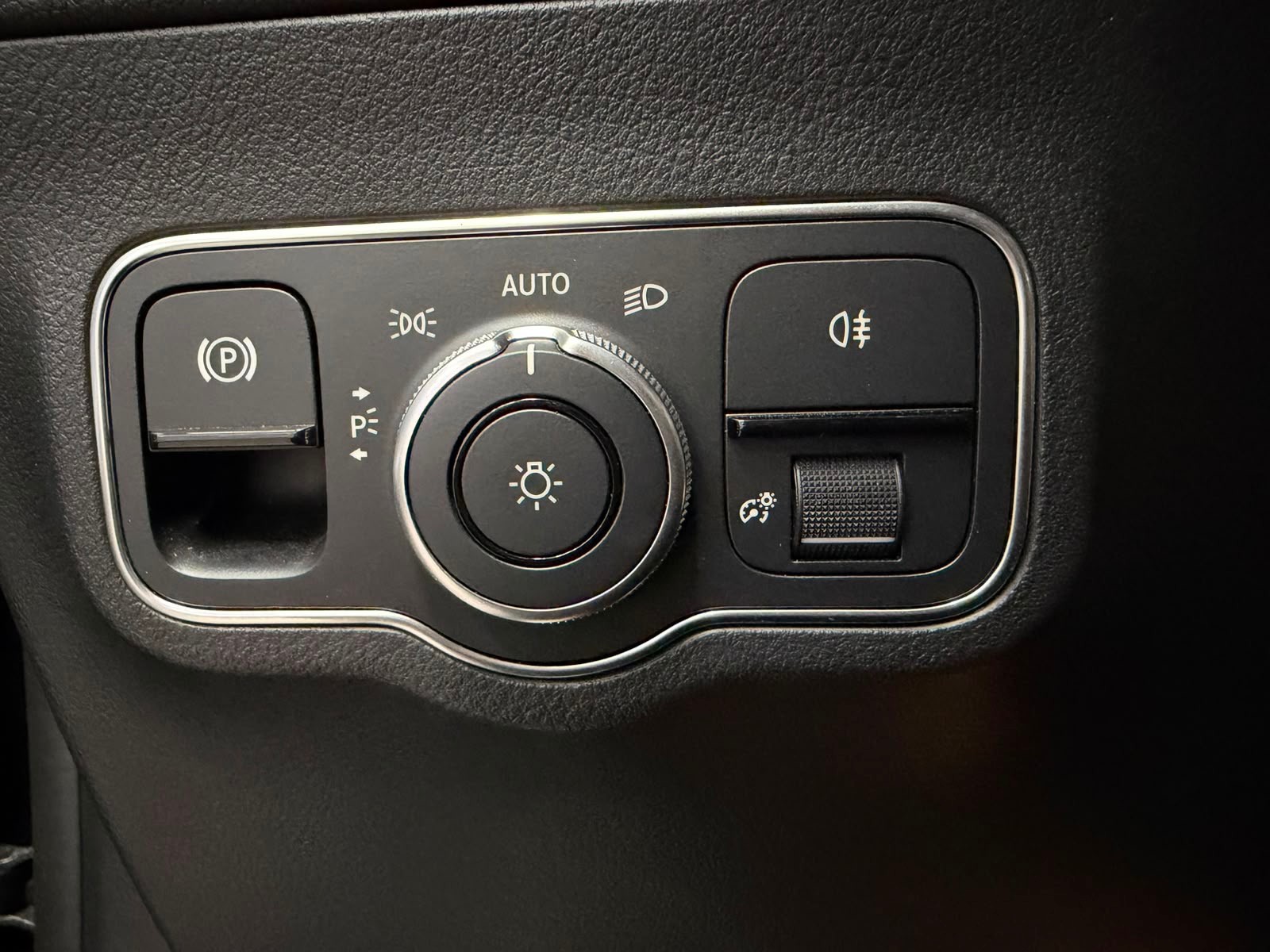MERCEDES-BENZ GLA 35 AMG 4Matic 8G-Speedshift DCT-image-7