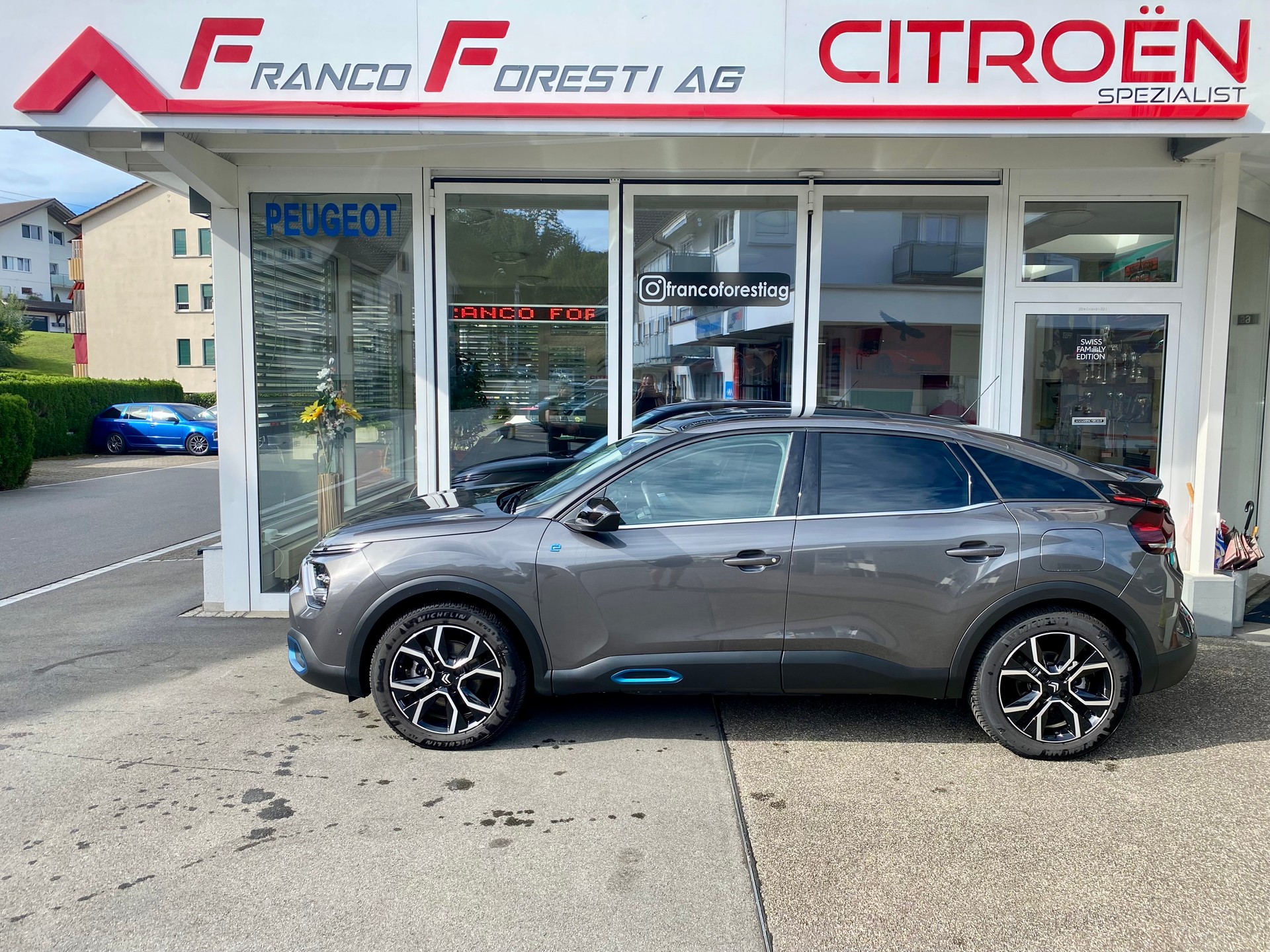 CITROEN C4 Electric Shine Pack
