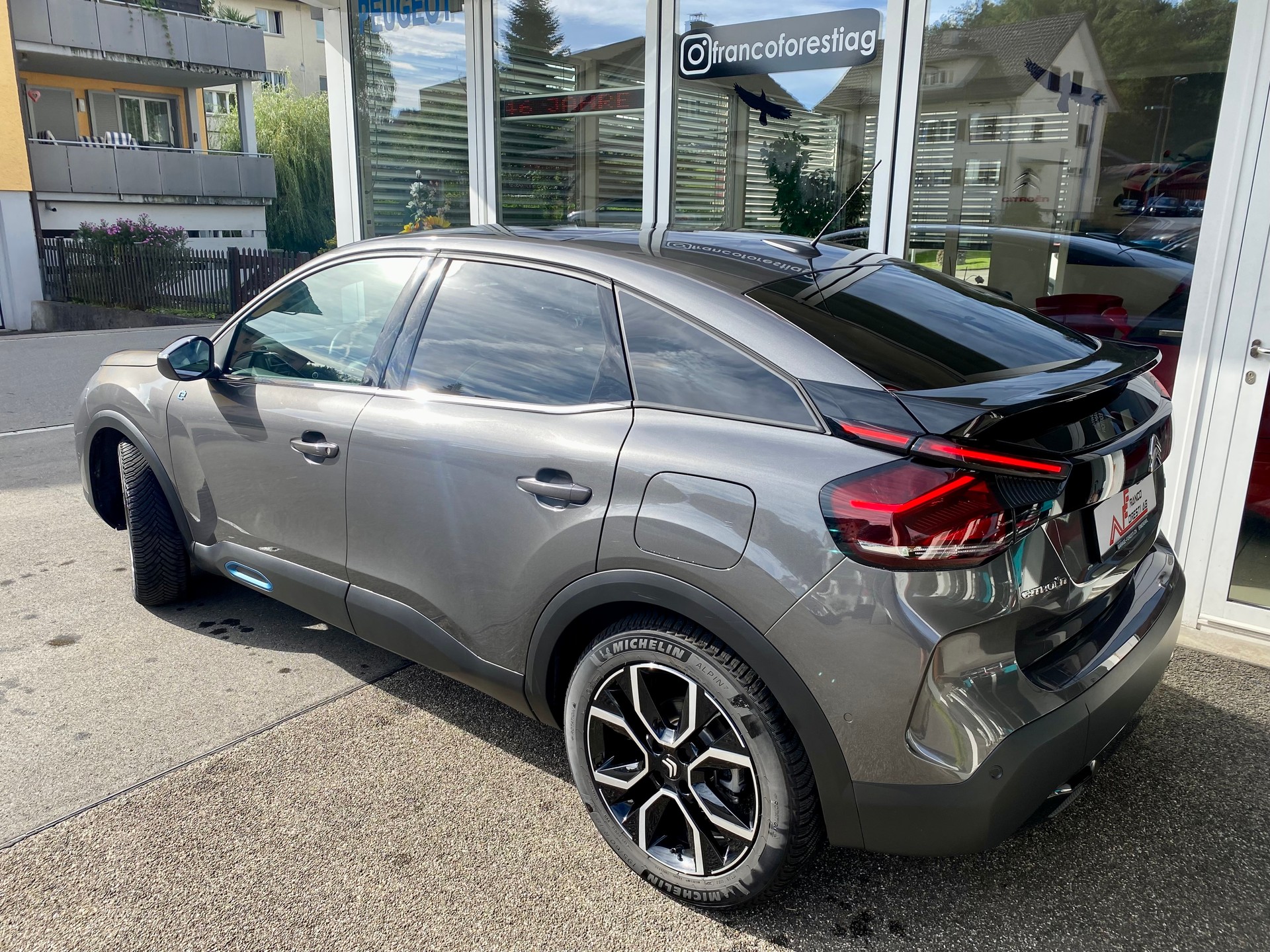 CITROEN C4 Electric Shine Pack-image-14