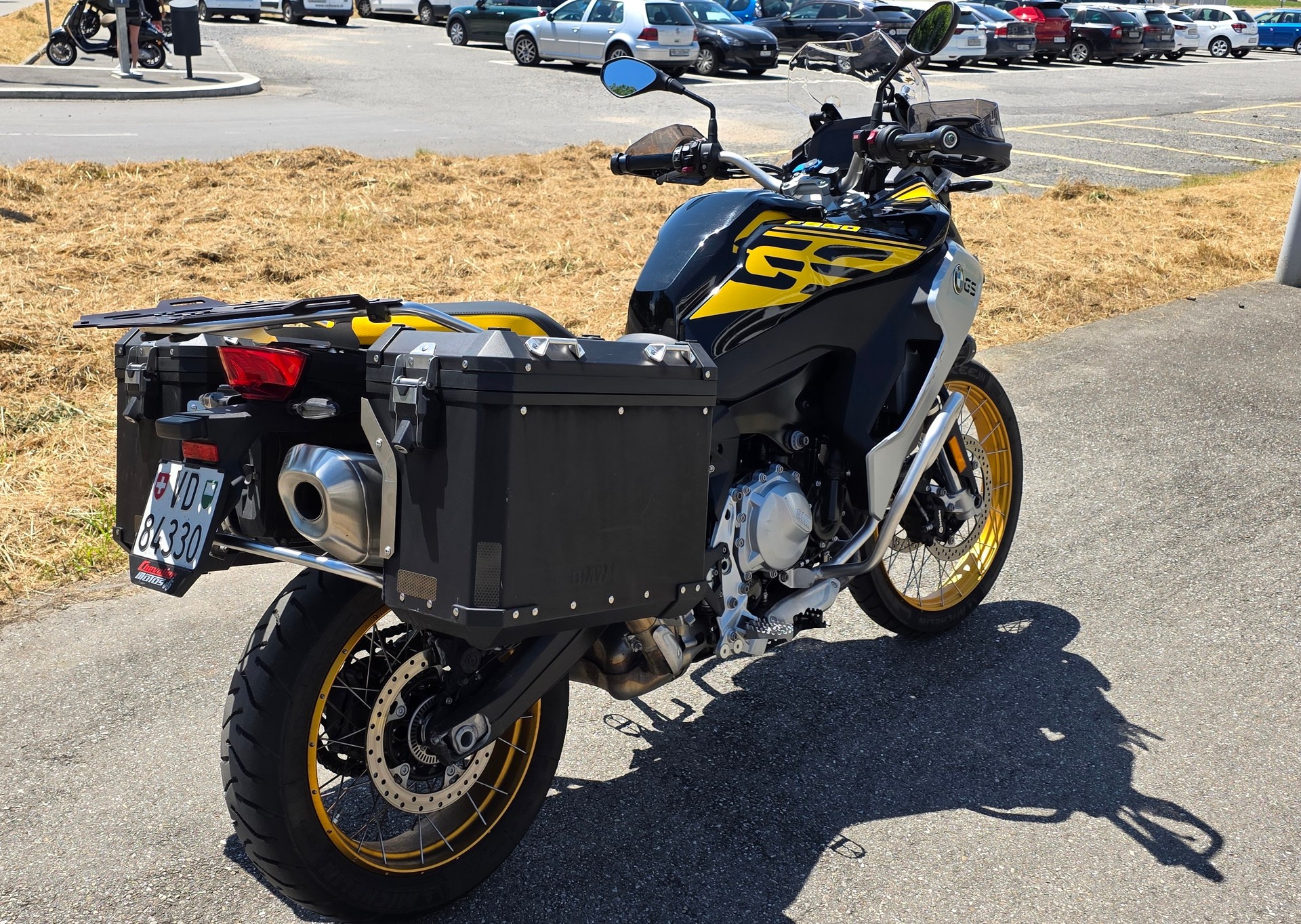 BMW F 850 GS Adventure (35kW)-image-2