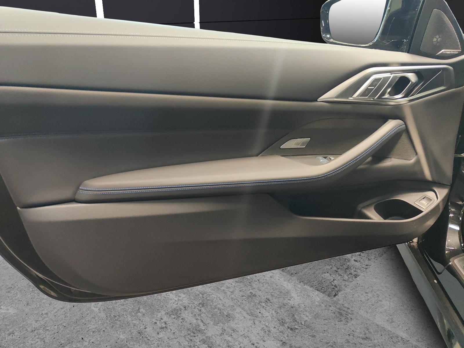 BMW M440i xDrive Coupé-image-10