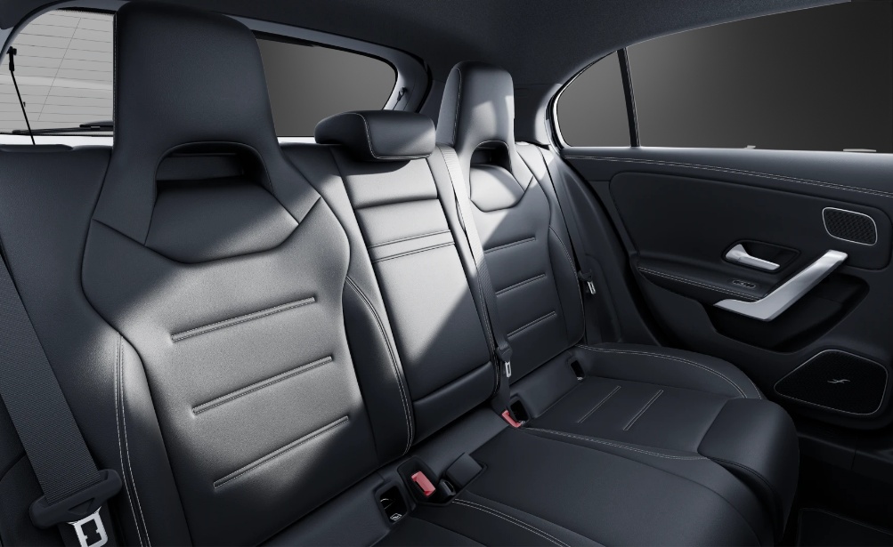 MERCEDES-BENZ A AMG 35 4Matic 8G-DCT-image-5