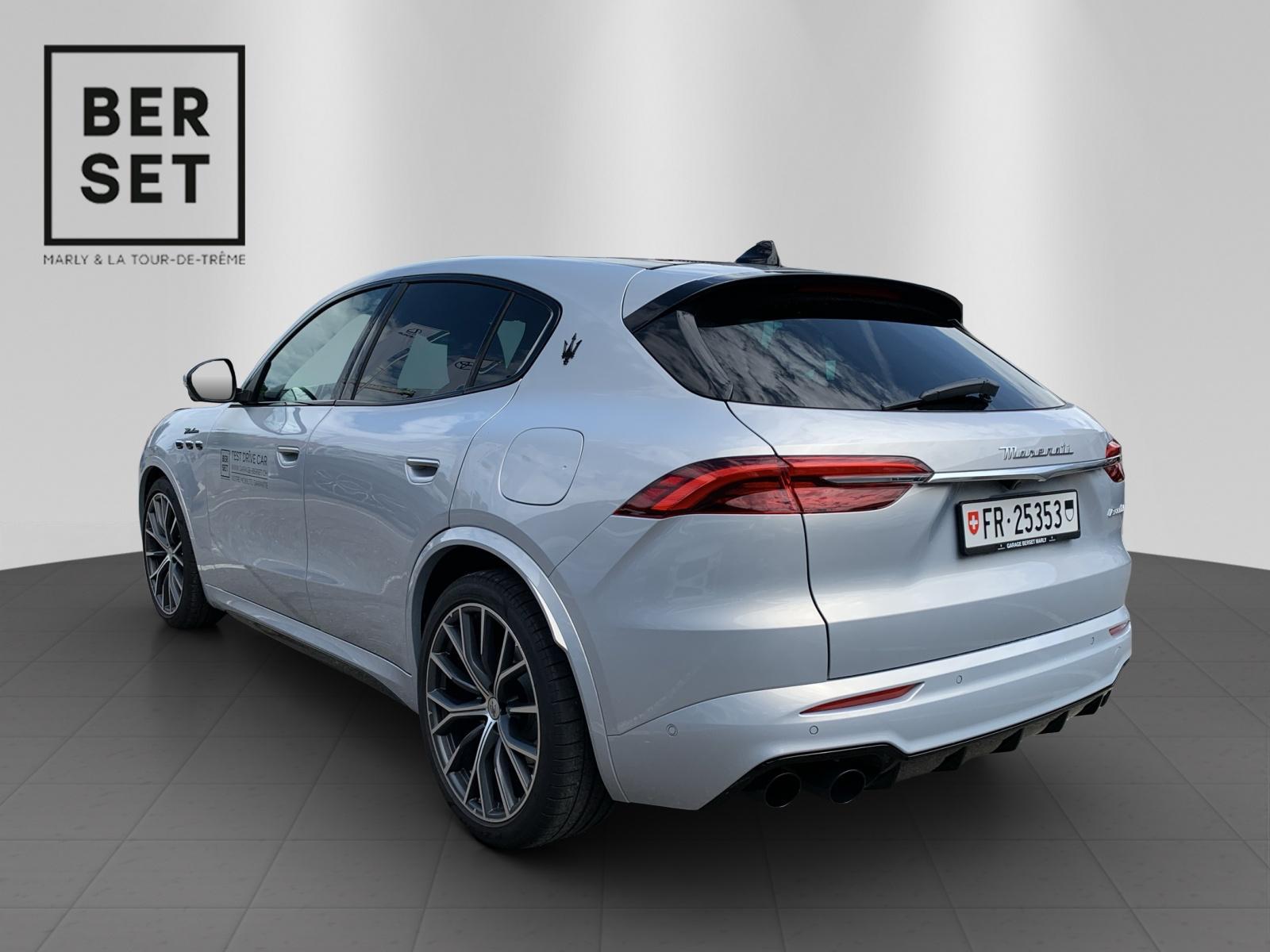 MASERATI Grecale 2.0 Hybrid Modena-showroom-element-1