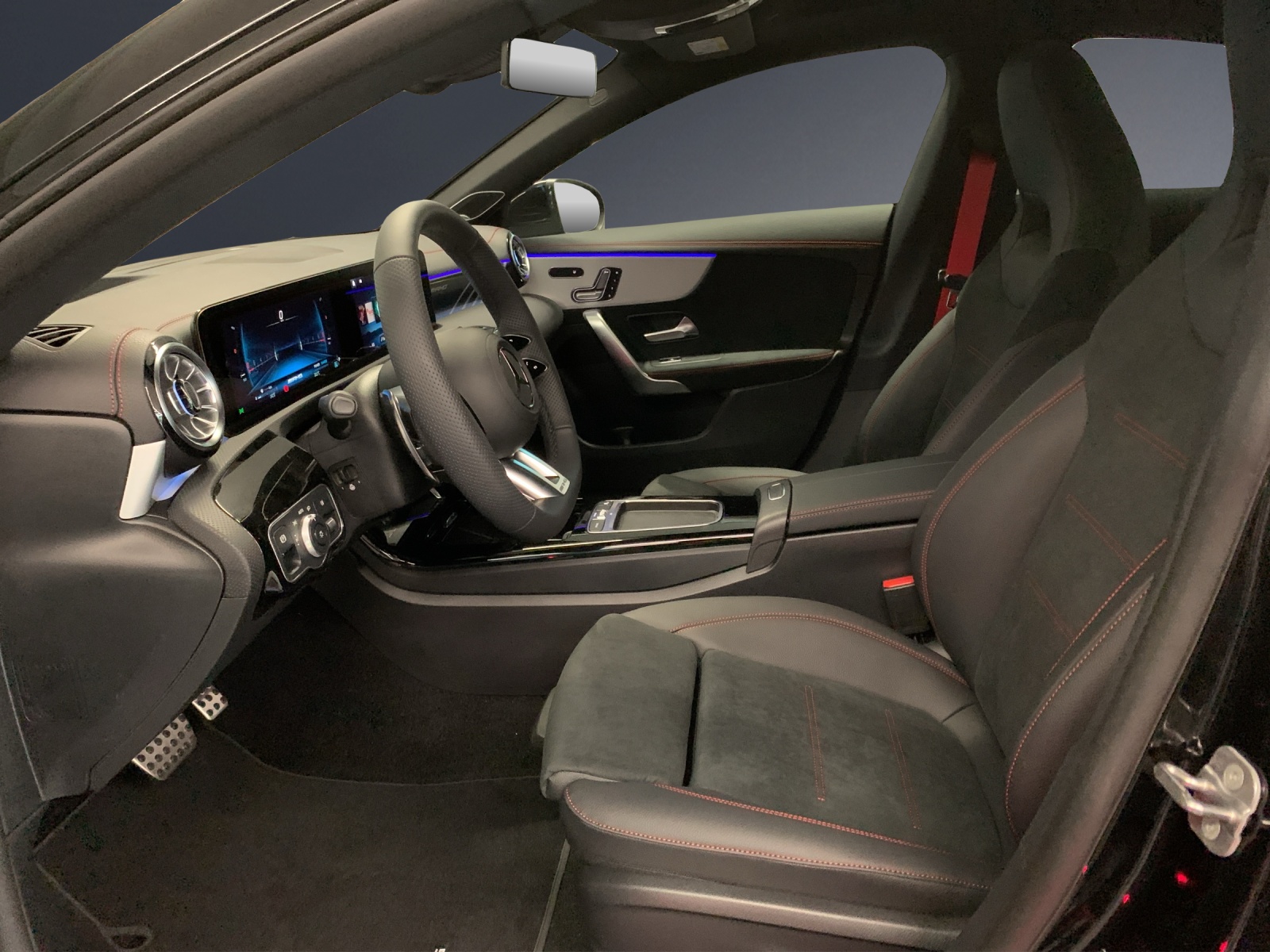MERCEDES-BENZ CLA 35 AMG 4MATIC-image-6