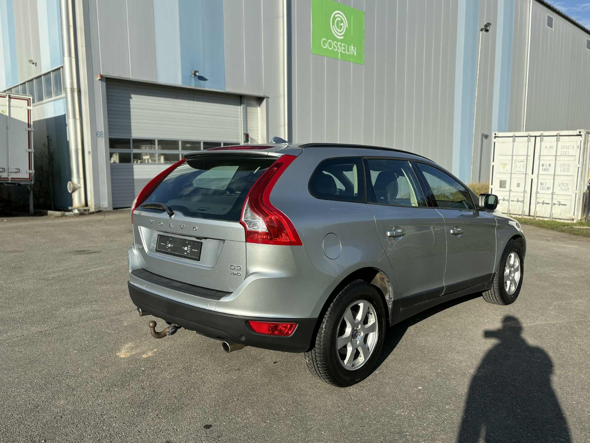 VOLVO XC60 D3 AWD Kinetic Geartronic-image-6