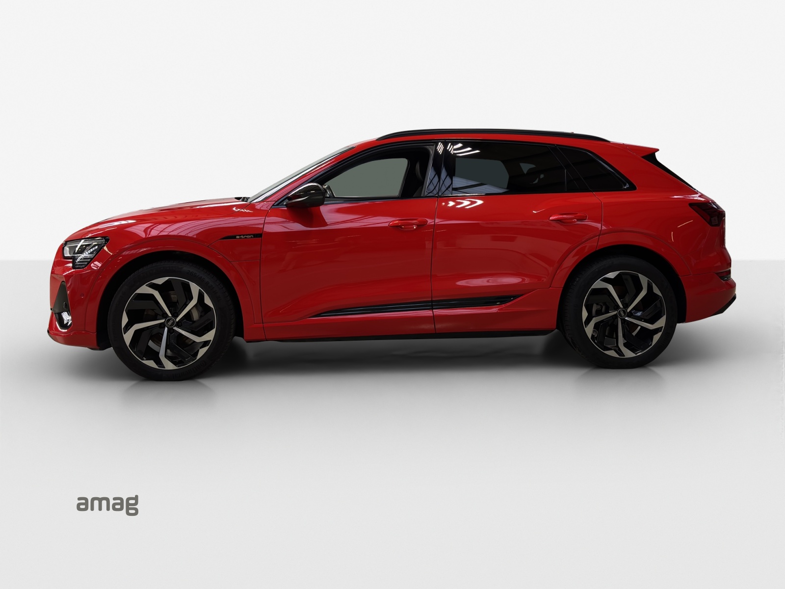 AUDI e-tron 55 S Line quattro-image-1
