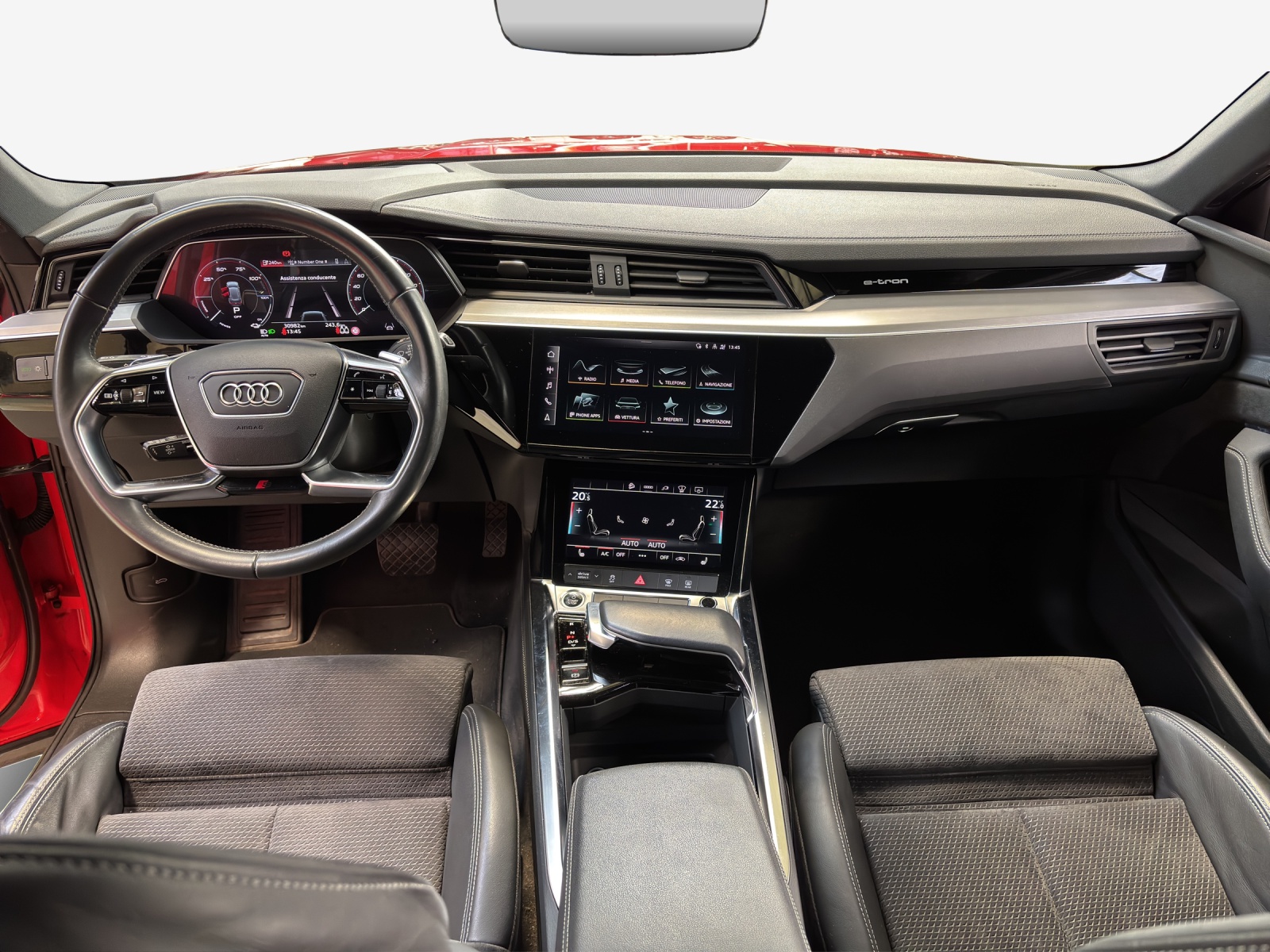 AUDI e-tron 55 S Line quattro-image-9