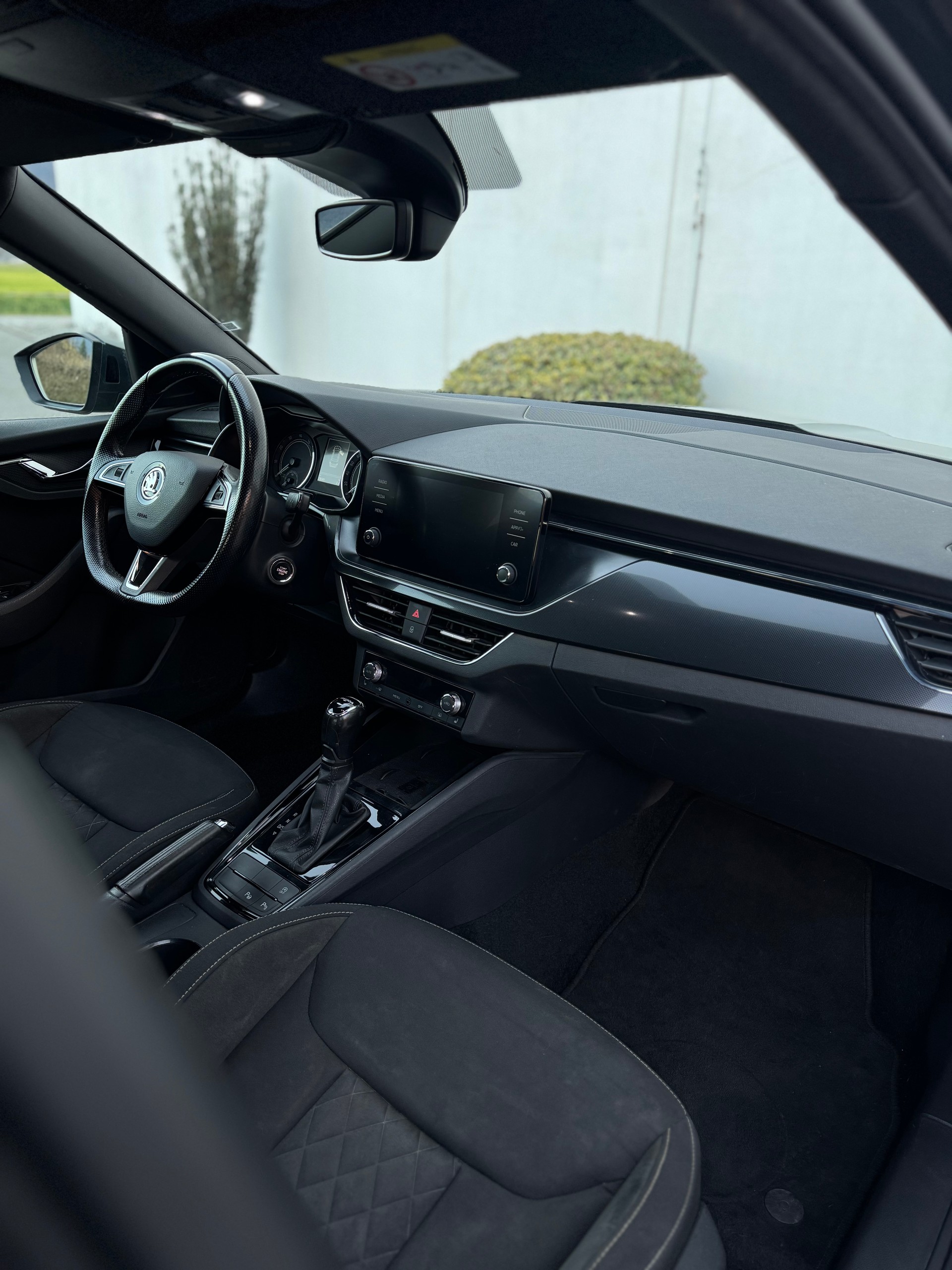 SKODA Kamiq 1.0 TSI Style DSG-image-5