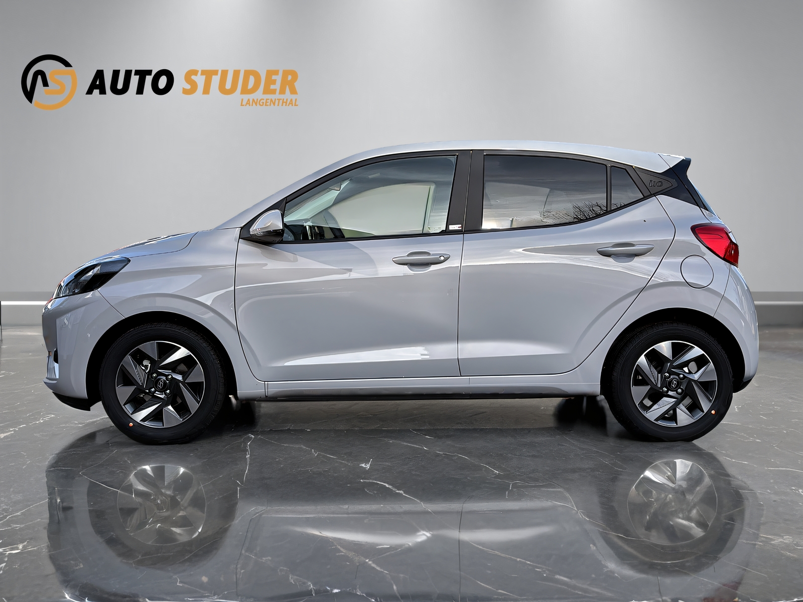 HYUNDAI i10 1.2 Amplia-image-8